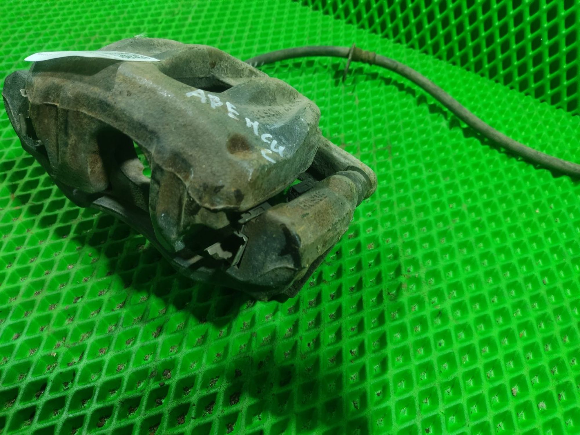 Суппорт тормозной перед.прав. Toyota Avensis T250, 1500 рублей, Тамбов