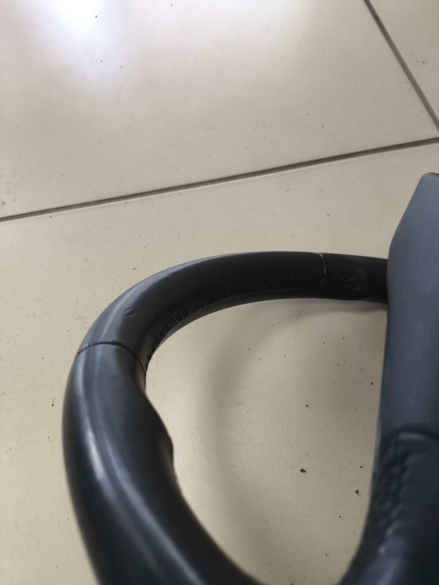 https://ycs.partsauto.market/partsauto-images/thmbs/userImages/a2d258a61cc08549ac0329b7373022c0/part/31180218-d041-41d1-ade2-5d8ec867f1bd_1782392011106.jpg