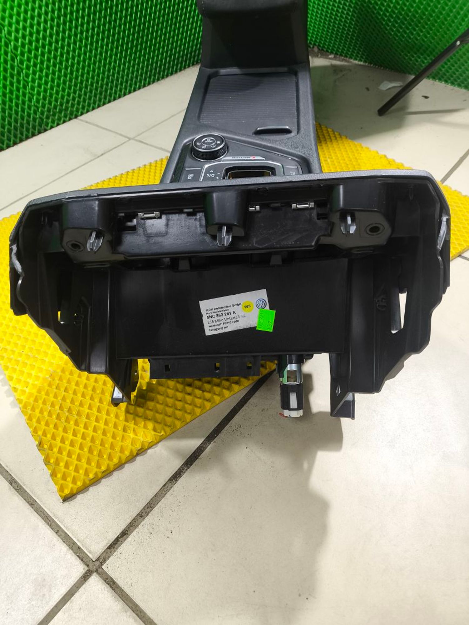https://ycs.partsauto.market/partsauto-images/thmbs/userImages/a2d258a61cc08549ac0329b7373022c0/part/33c4cc58-0e3e-4336-9900-1b64f48952bb_1779802117632.jpg
