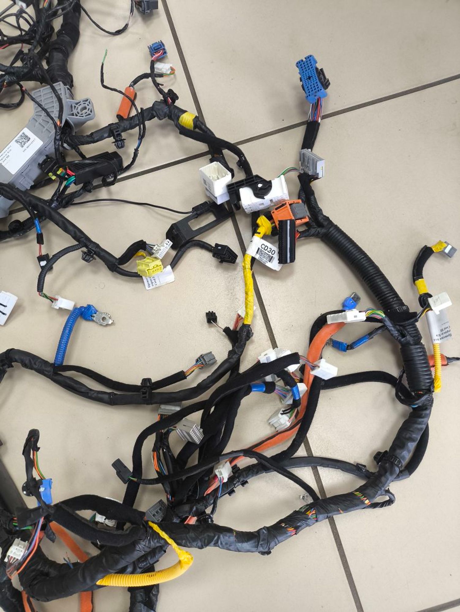 https://ycs.partsauto.market/partsauto-images/thmbs/userImages/a2d258a61cc08549ac0329b7373022c0/part/3408ad21-65b9-4681-9143-0f373f40753a_1782299808990.jpg