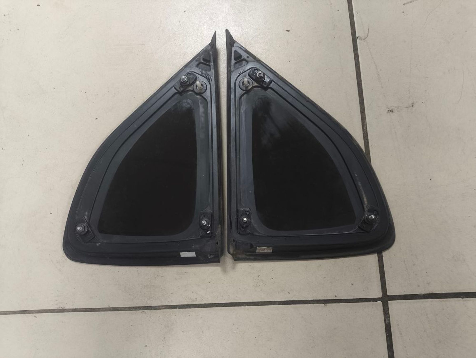 https://ycs.partsauto.market/partsauto-images/thmbs/userImages/a2d258a61cc08549ac0329b7373022c0/part/34e77982-aa24-4a38-bd22-971cc0c35a98_1787207963481.jpg