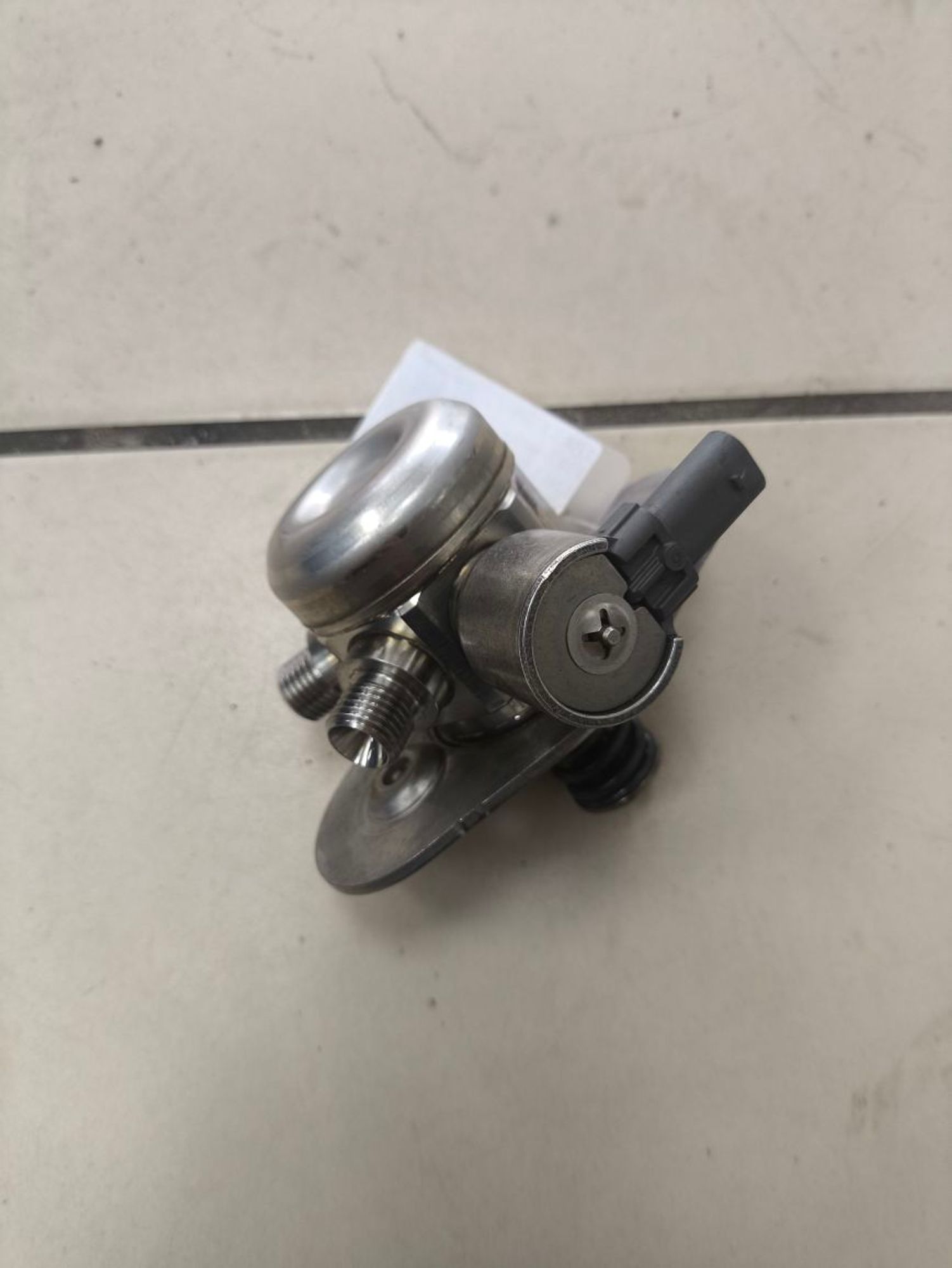https://ycs.partsauto.market/partsauto-images/thmbs/userImages/a2d258a61cc08549ac0329b7373022c0/part/36fa2999-831c-4af8-a0d9-ac7c5f052c10_1785939402150.jpg
