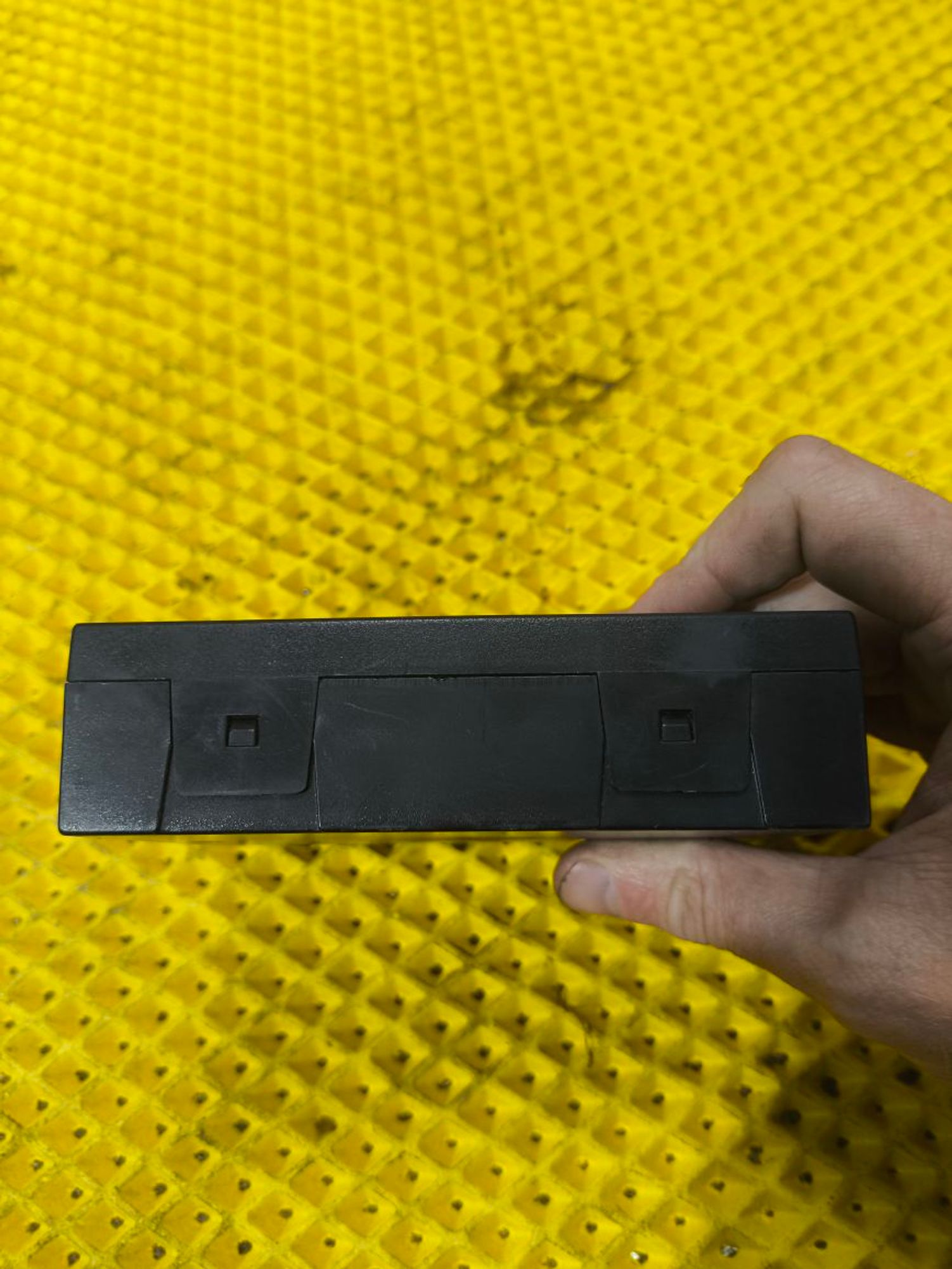 https://ycs.partsauto.market/partsauto-images/thmbs/userImages/a2d258a61cc08549ac0329b7373022c0/part/370b2bbb-eafd-4f4b-8d6b-f3d5a6043f59_1779892596375.jpg