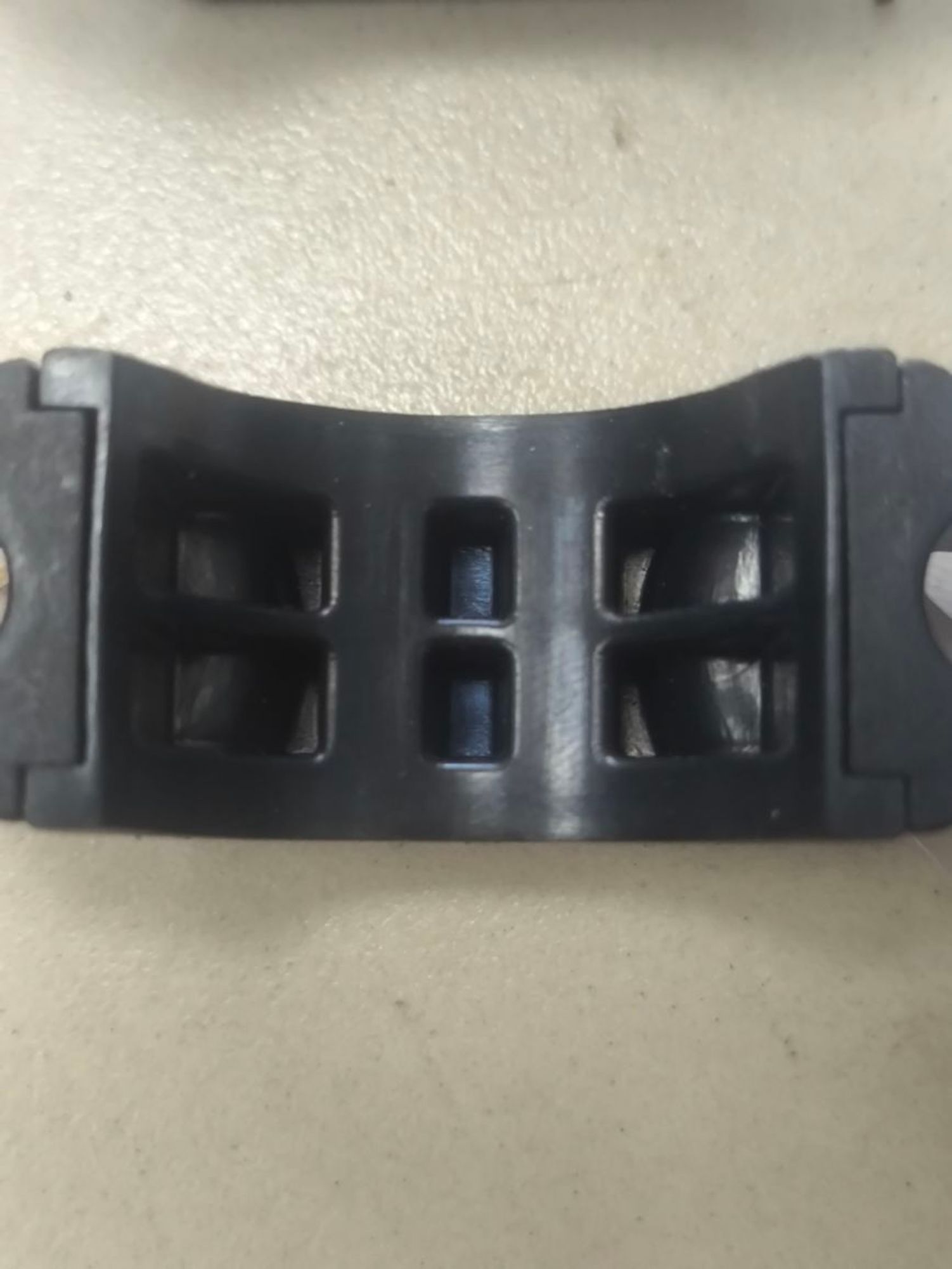 https://ycs.partsauto.market/partsauto-images/thmbs/userImages/a2d258a61cc08549ac0329b7373022c0/part/374ef533-fb0b-4f3d-b26c-373497e8b9b2_1786089886078.jpg