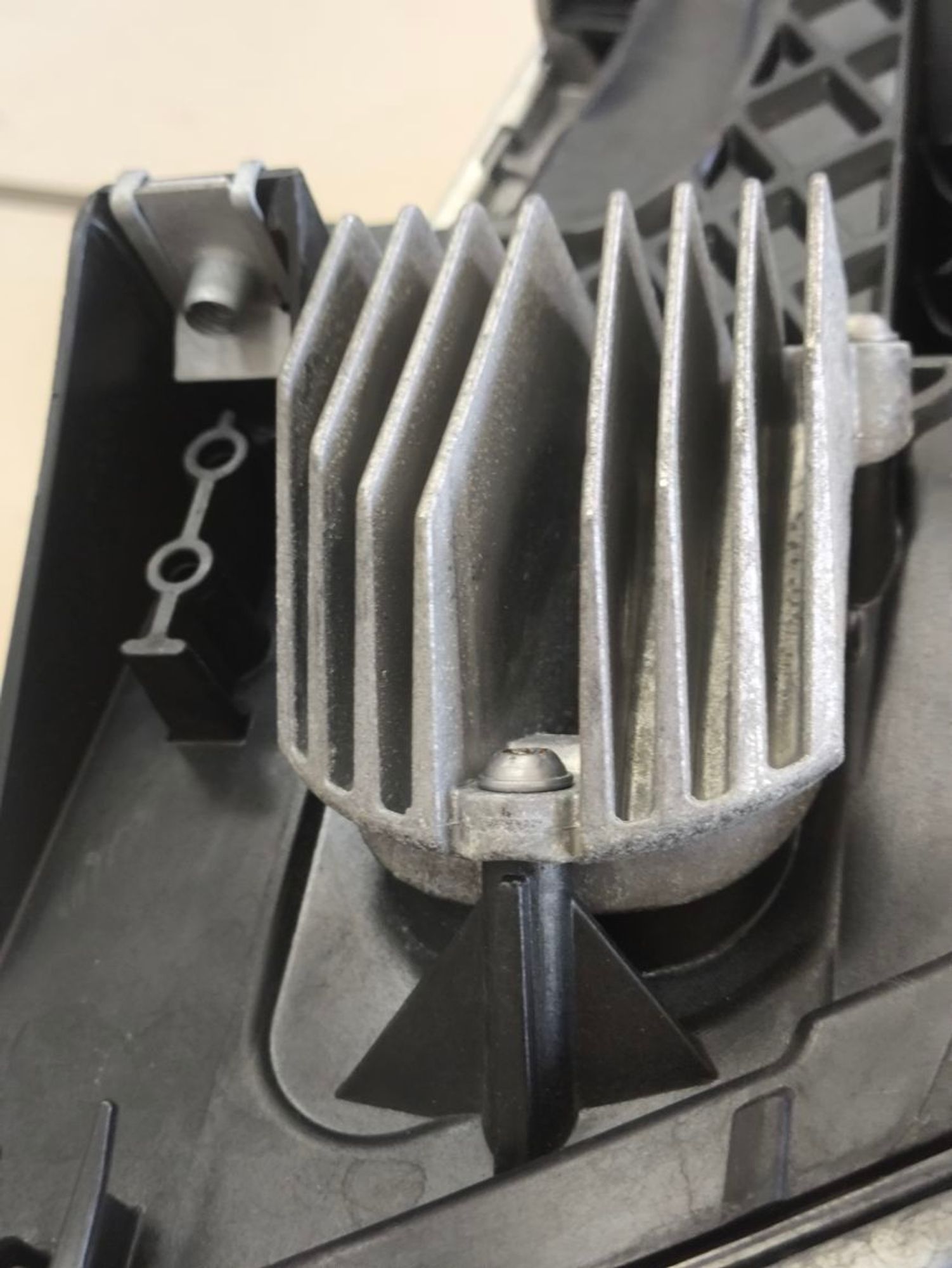 https://ycs.partsauto.market/partsauto-images/thmbs/userImages/a2d258a61cc08549ac0329b7373022c0/part/37c5e17a-570c-493a-bb62-cb2e292d917e_1783418731856.jpg