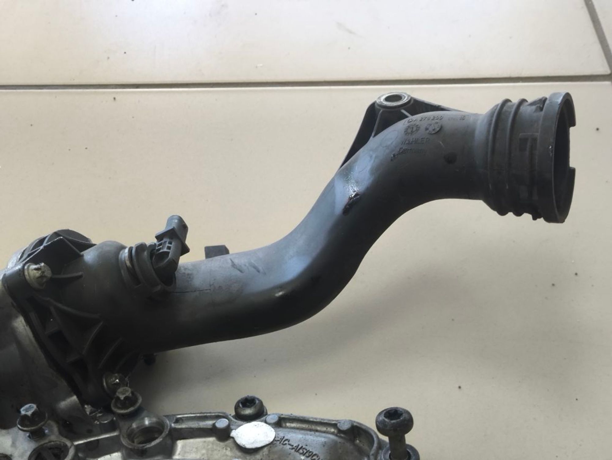 https://ycs.partsauto.market/partsauto-images/thmbs/userImages/a2d258a61cc08549ac0329b7373022c0/part/38e02c18-a5c4-4df9-a10d-d2bfed91e4a4_1784721985178.jpg