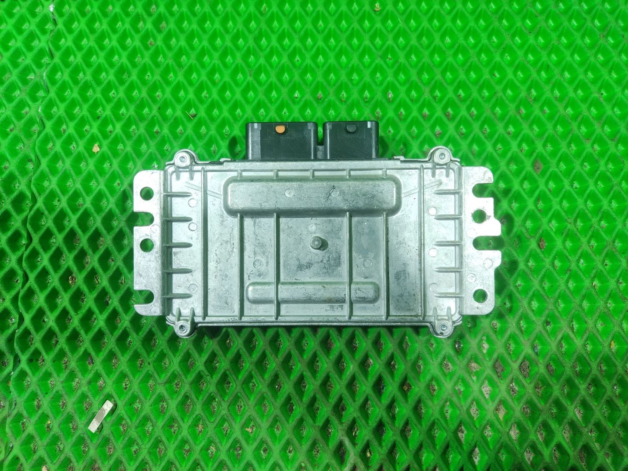 https://ycs.partsauto.market/partsauto-images/thmbs/userImages/a2d258a61cc08549ac0329b7373022c0/part/39a1a2ed-82a8-4730-a115-fecd1cd86703_1772020994994.jpg