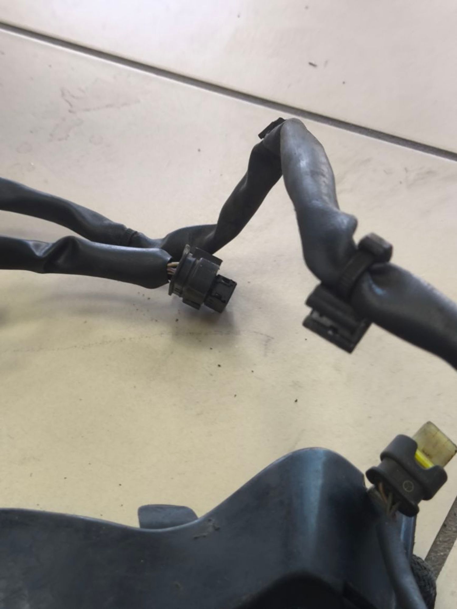 https://ycs.partsauto.market/partsauto-images/thmbs/userImages/a2d258a61cc08549ac0329b7373022c0/part/39a77730-ee89-4127-8ca6-9082bf77c262_1784729534582.jpg