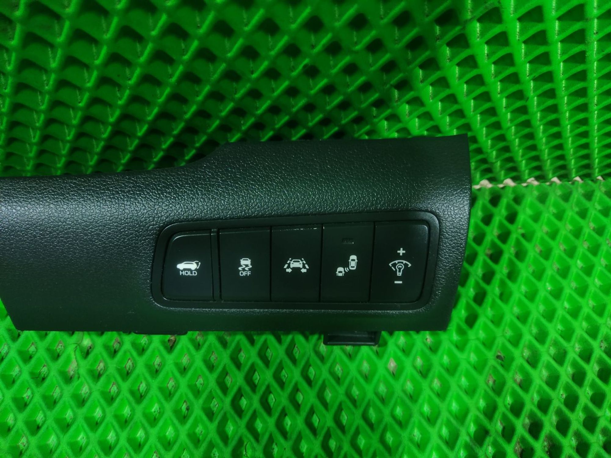 https://ycs.partsauto.market/partsauto-images/thmbs/userImages/a2d258a61cc08549ac0329b7373022c0/part/3b15cc03-f2b2-4e65-b85b-ccfff6cd70dd_1776086934804.jpg