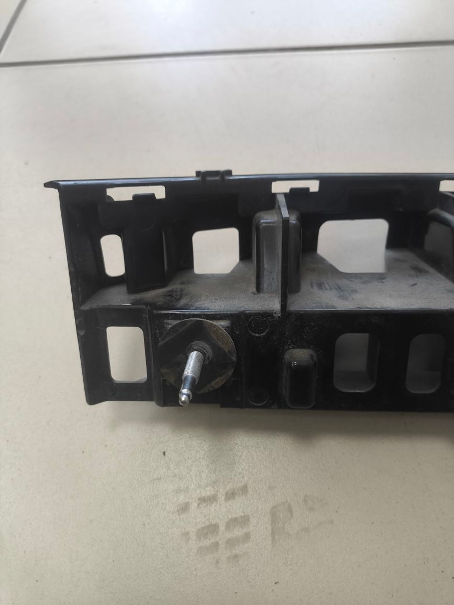 https://ycs.partsauto.market/partsauto-images/thmbs/userImages/a2d258a61cc08549ac0329b7373022c0/part/3b198f70-4a08-42e0-a8d6-23015b6775e6_1786774888050.jpg