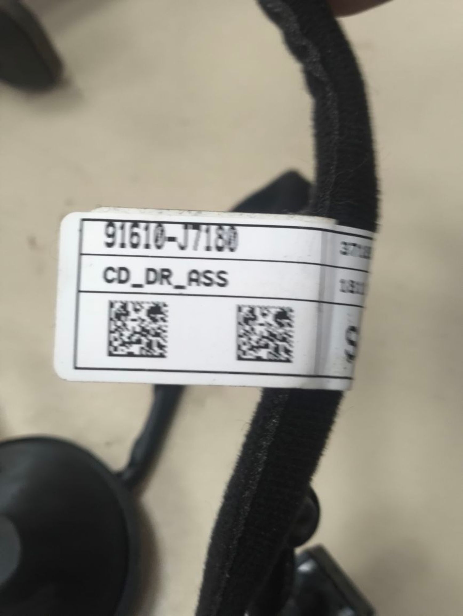 https://ycs.partsauto.market/partsauto-images/thmbs/userImages/a2d258a61cc08549ac0329b7373022c0/part/3c5fa8c3-8497-4d38-b1ac-57e655435647_1785493113685.jpg