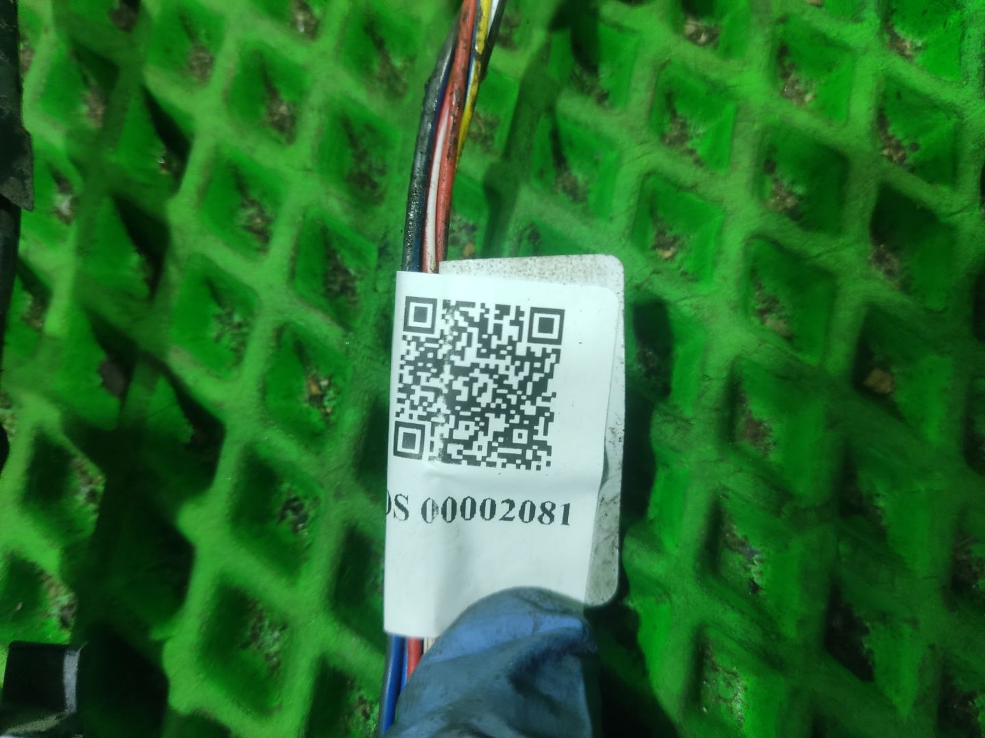 https://ycs.partsauto.market/partsauto-images/thmbs/userImages/a2d258a61cc08549ac0329b7373022c0/part/3d73db22-572c-478a-aafb-656106e00550_1771397046037.jpg
