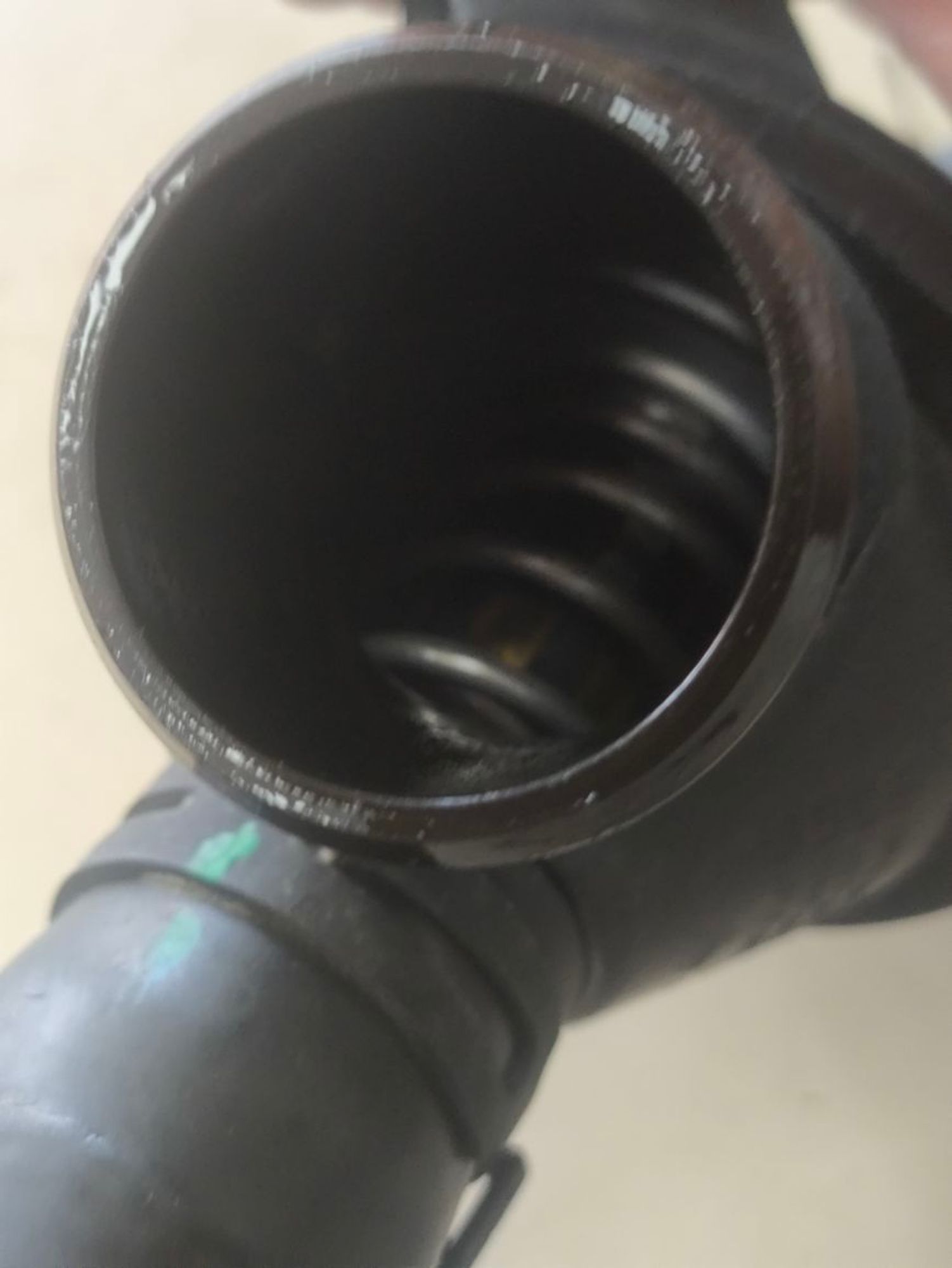 https://ycs.partsauto.market/partsauto-images/thmbs/userImages/a2d258a61cc08549ac0329b7373022c0/part/3e7fa483-bff9-4af9-afdb-c372ee490a06_1786013458275.jpg