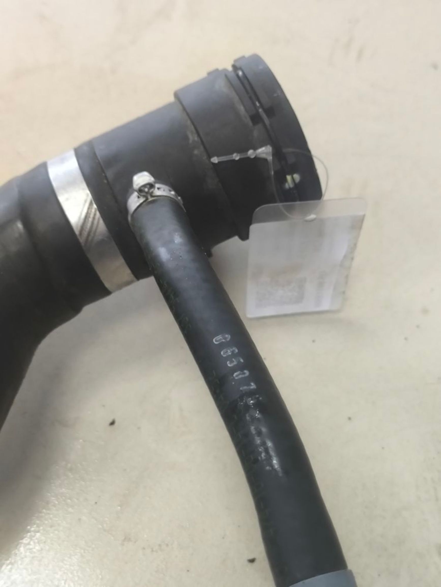 https://ycs.partsauto.market/partsauto-images/thmbs/userImages/a2d258a61cc08549ac0329b7373022c0/part/412427f8-37f3-459d-bb41-8da4d17fa45b_1786025844498.jpg