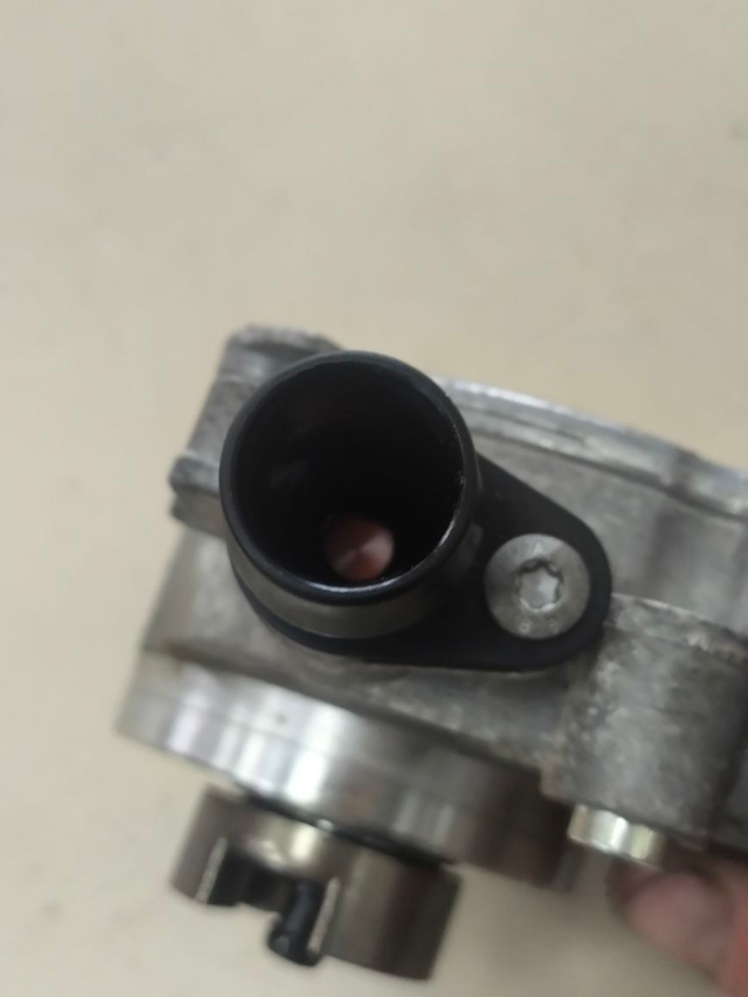 https://ycs.partsauto.market/partsauto-images/thmbs/userImages/a2d258a61cc08549ac0329b7373022c0/part/41acf59d-ca46-41d0-a482-6242e478e254_1785938014315.jpg