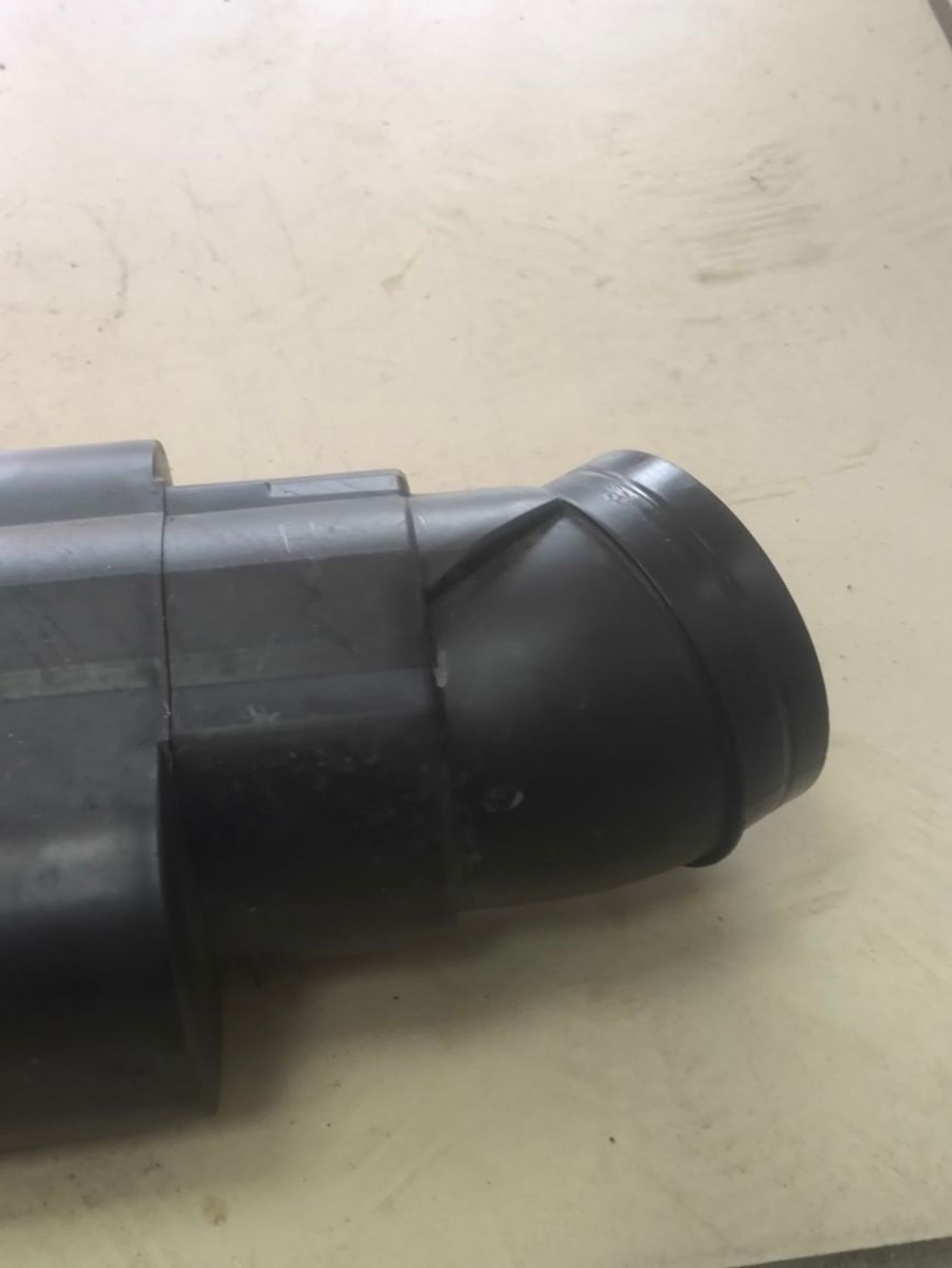 https://ycs.partsauto.market/partsauto-images/thmbs/userImages/a2d258a61cc08549ac0329b7373022c0/part/4238aef6-aba0-484a-b880-42d21a60d617_1786010897807.jpg