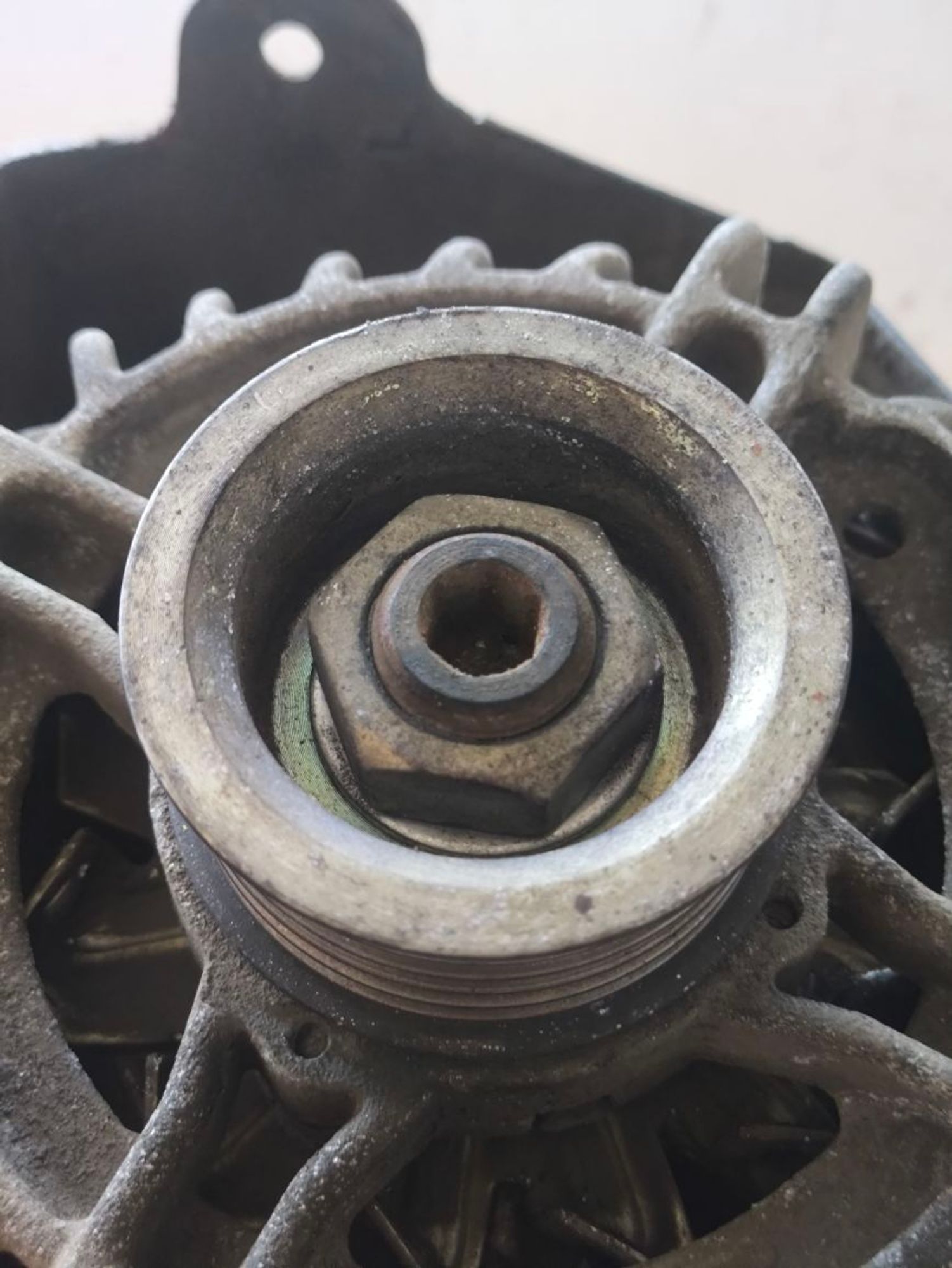 https://ycs.partsauto.market/partsauto-images/thmbs/userImages/a2d258a61cc08549ac0329b7373022c0/part/42733122-5bf2-4718-bfb4-22cf7a1593af_1784545552677.jpg