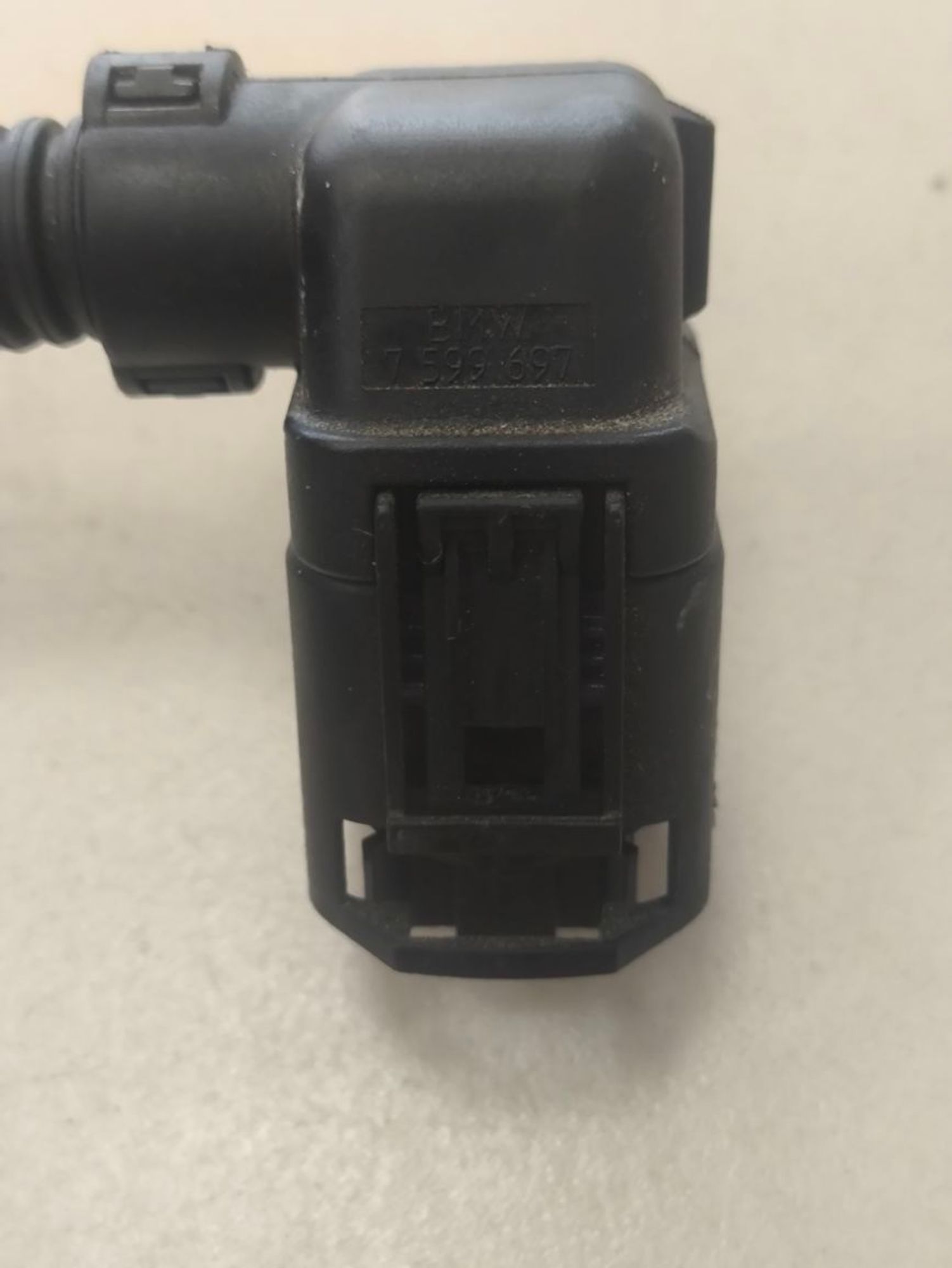 https://ycs.partsauto.market/partsauto-images/thmbs/userImages/a2d258a61cc08549ac0329b7373022c0/part/42a90558-8867-4287-86c7-b8a0a8700c2a_1786086252138.jpg