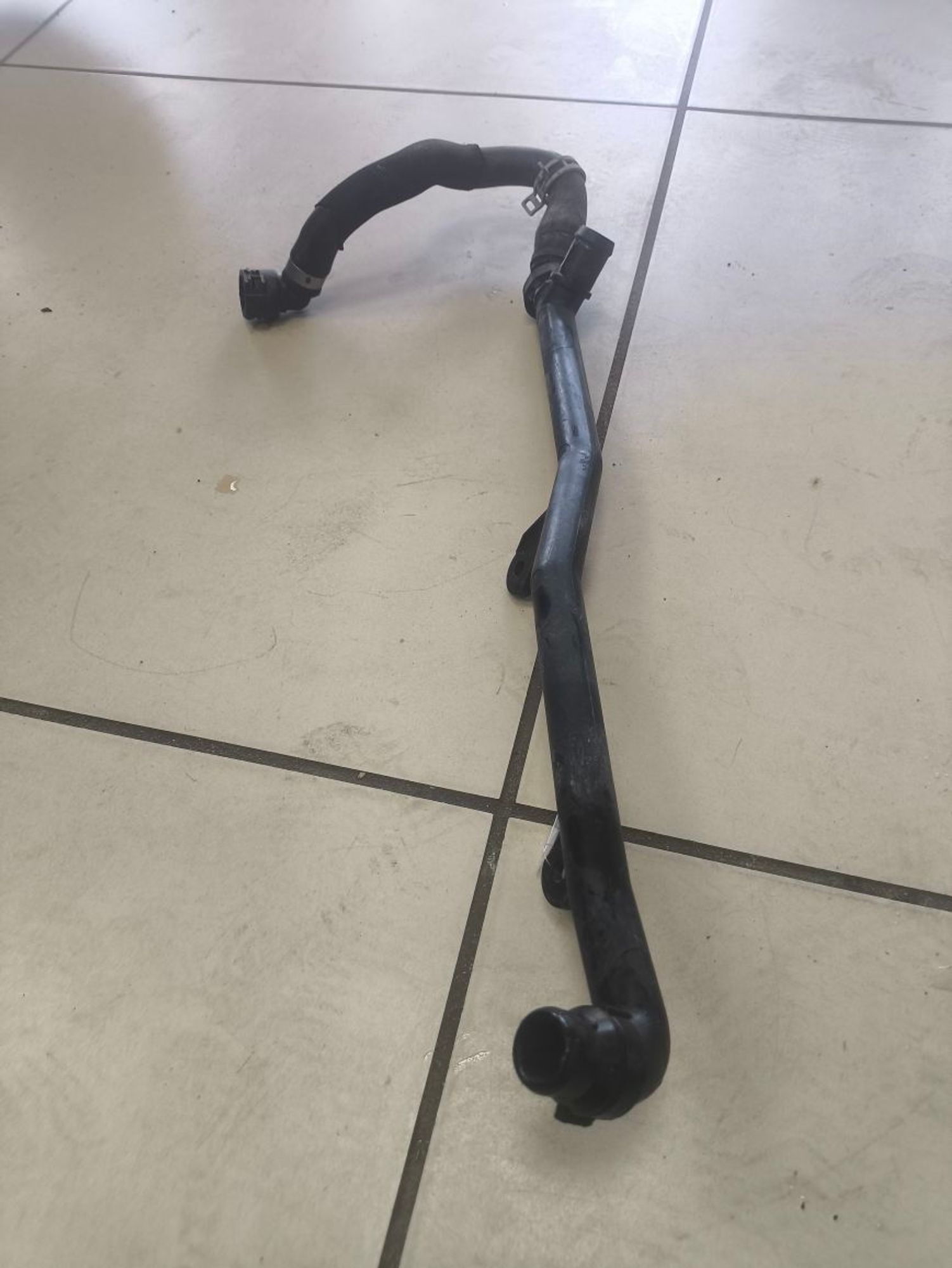 https://ycs.partsauto.market/partsauto-images/thmbs/userImages/a2d258a61cc08549ac0329b7373022c0/part/433467cd-8c31-454d-a16f-906c41ce306e_1786021170118.jpg