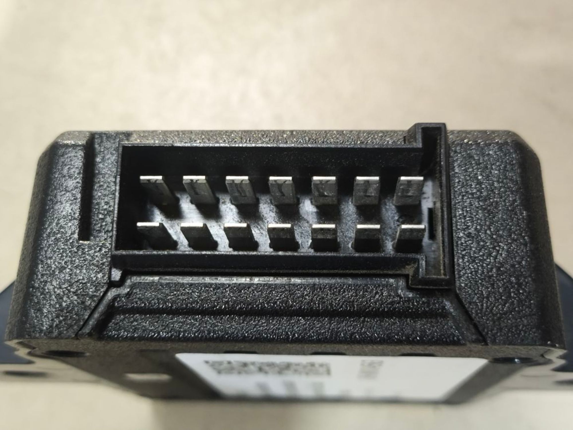 https://ycs.partsauto.market/partsauto-images/thmbs/userImages/a2d258a61cc08549ac0329b7373022c0/part/44118817-89da-487c-b352-7e6f04f4bd98_1782301342027.jpg