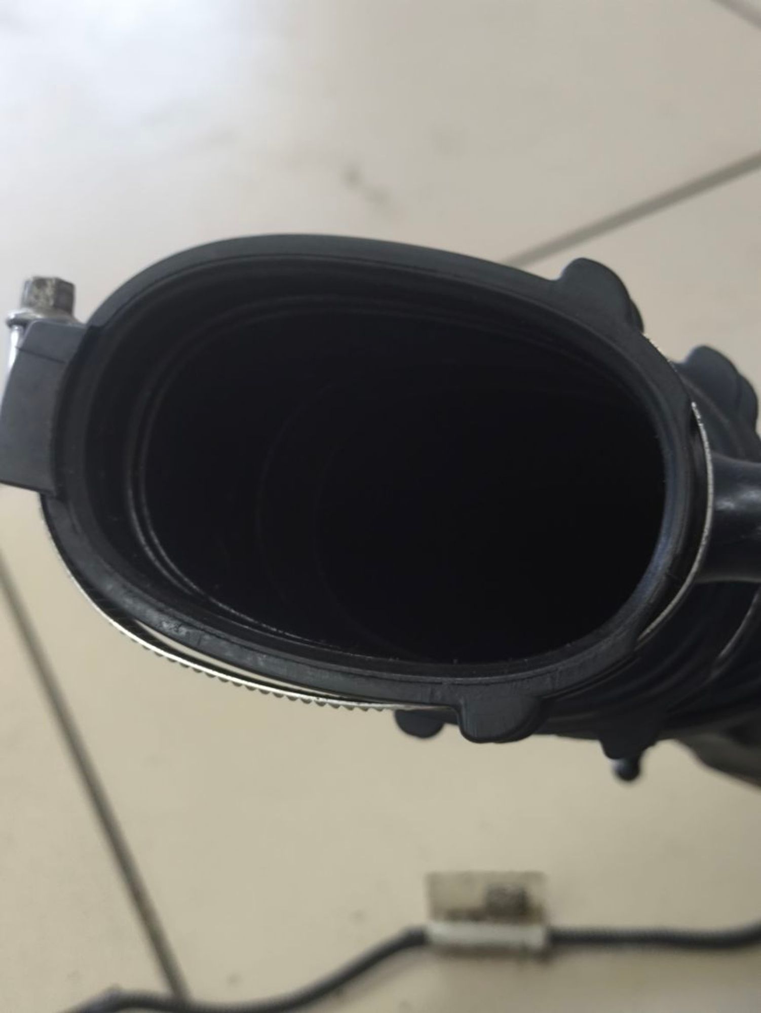 https://ycs.partsauto.market/partsauto-images/thmbs/userImages/a2d258a61cc08549ac0329b7373022c0/part/47c26892-b3e3-450c-9cd2-c6fcde5852a6_1784730977940.jpg