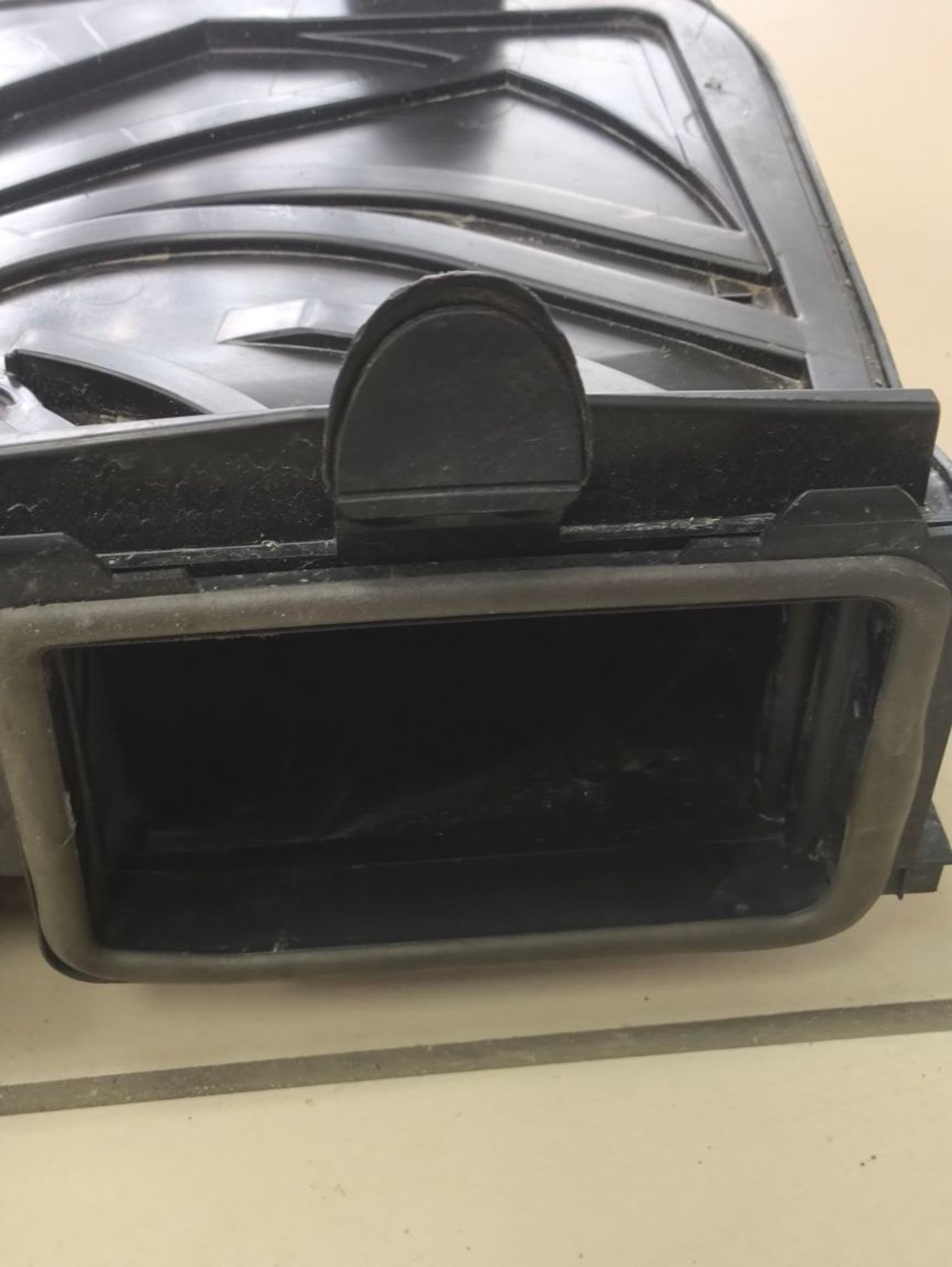 https://ycs.partsauto.market/partsauto-images/thmbs/userImages/a2d258a61cc08549ac0329b7373022c0/part/489e20f3-75e2-4e56-8449-2f436ae7f193_1782397039414.jpg