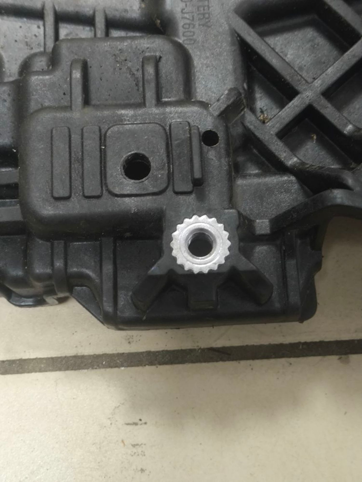 https://ycs.partsauto.market/partsauto-images/thmbs/userImages/a2d258a61cc08549ac0329b7373022c0/part/49fcbd5a-205a-492e-9e17-e951b531a0b0_1787236799348.jpg