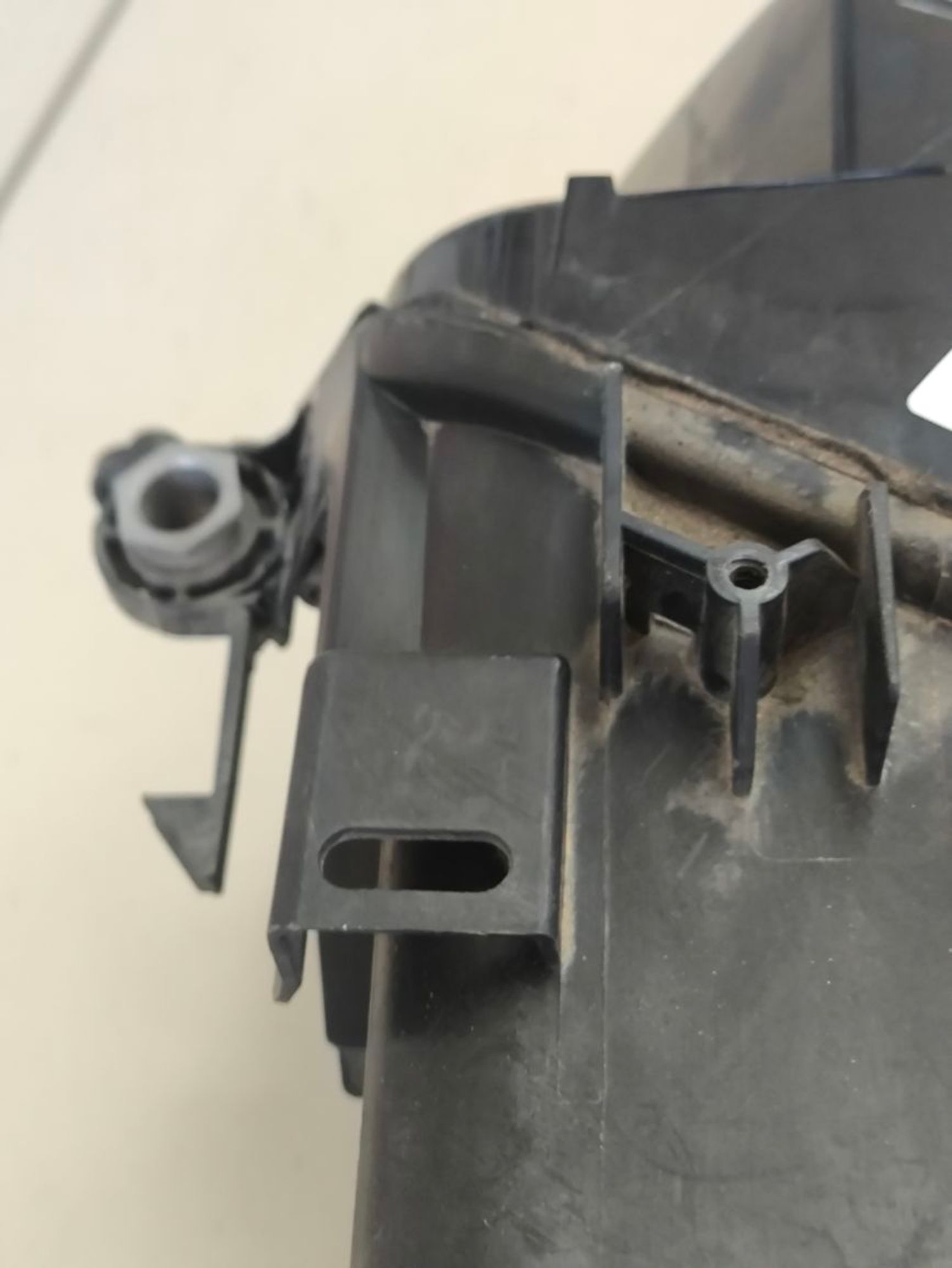 https://ycs.partsauto.market/partsauto-images/thmbs/userImages/a2d258a61cc08549ac0329b7373022c0/part/4a103fa0-0113-4847-aa48-a34de8bb746f_1783411524729.jpg