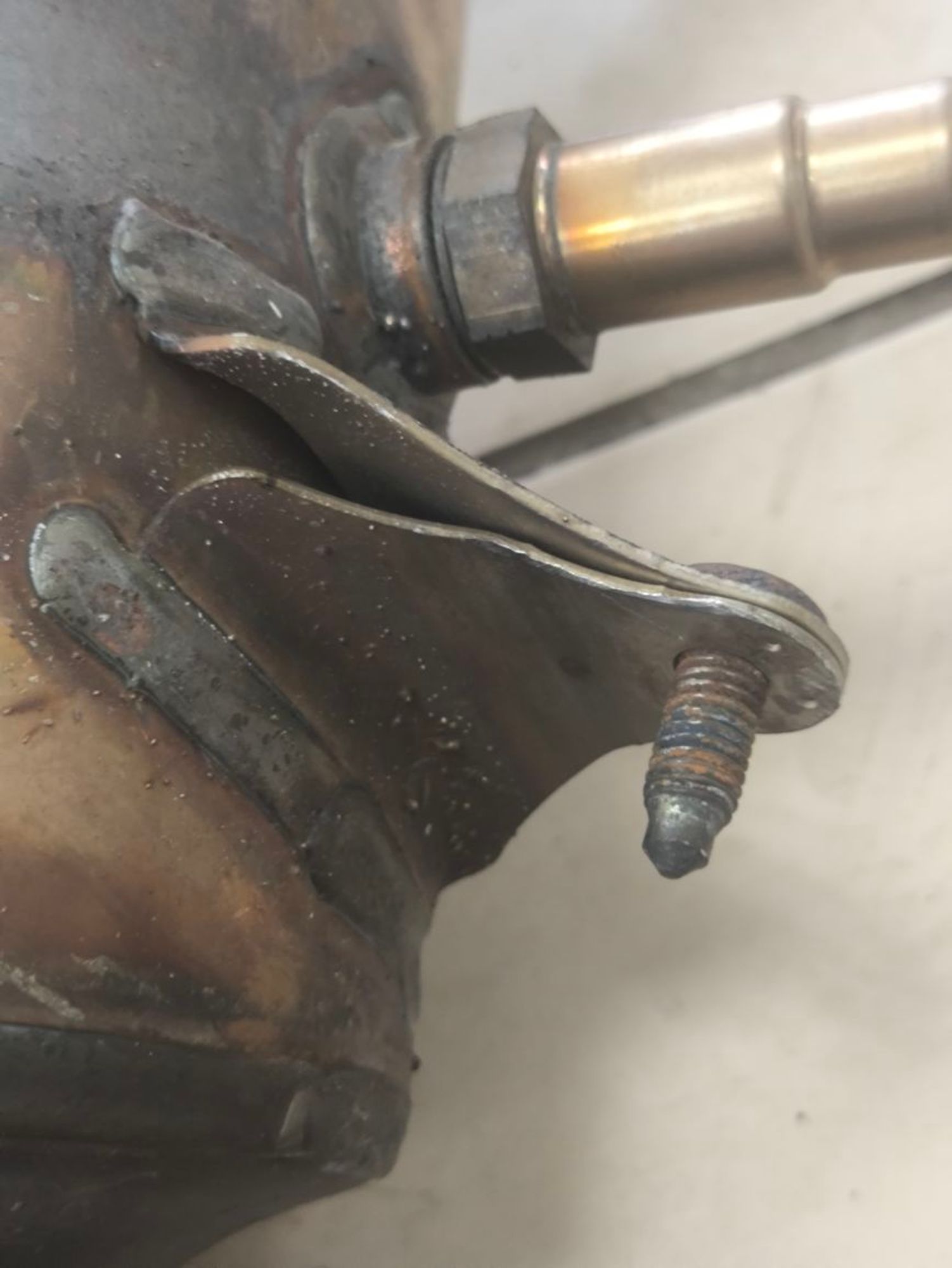 https://ycs.partsauto.market/partsauto-images/thmbs/userImages/a2d258a61cc08549ac0329b7373022c0/part/4b2111a5-2de6-439c-aac7-a64318662ac6_1786014699041.jpg