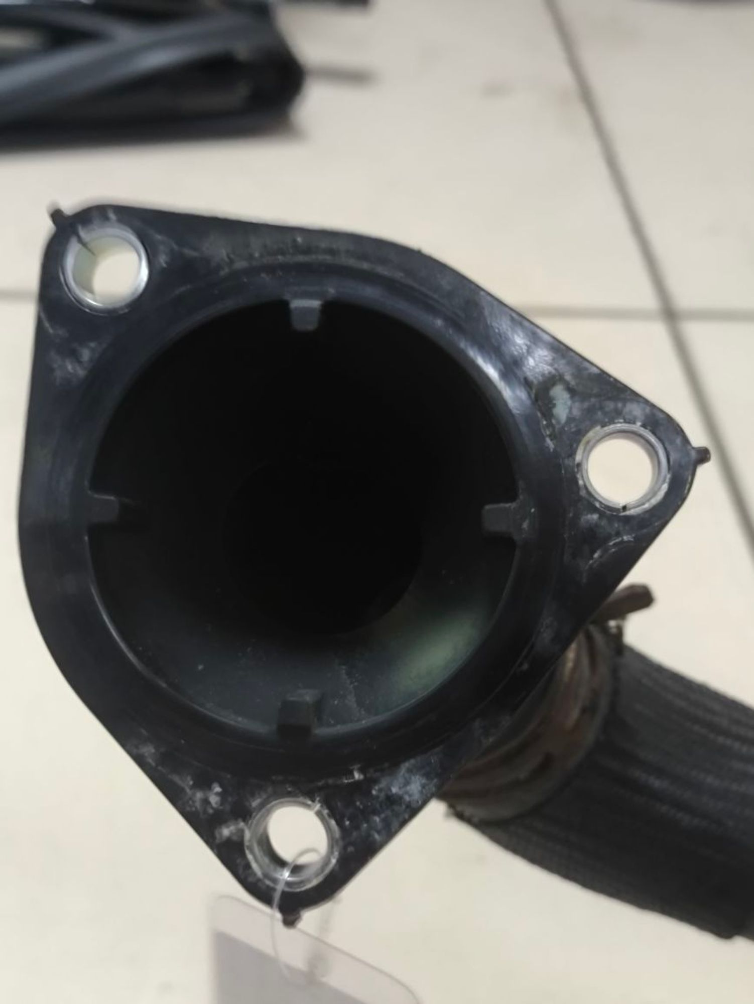 https://ycs.partsauto.market/partsauto-images/thmbs/userImages/a2d258a61cc08549ac0329b7373022c0/part/4b75acf3-951e-4ef4-8c96-61b62df757d2_1786957096648.jpg
