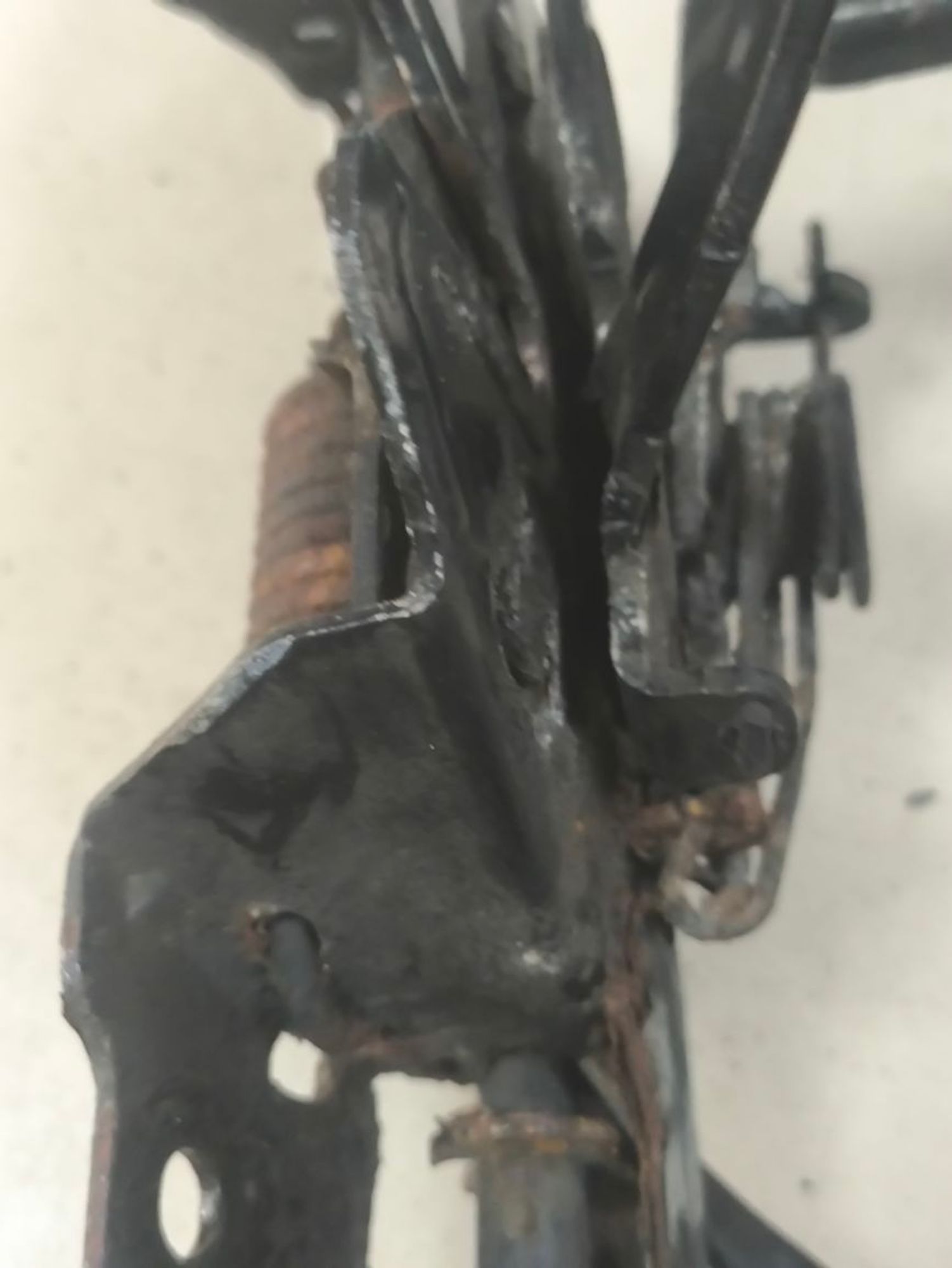 https://ycs.partsauto.market/partsauto-images/thmbs/userImages/a2d258a61cc08549ac0329b7373022c0/part/4c1c123e-a11e-43a4-b009-6053b0bb6cbe_1781695660941.jpg