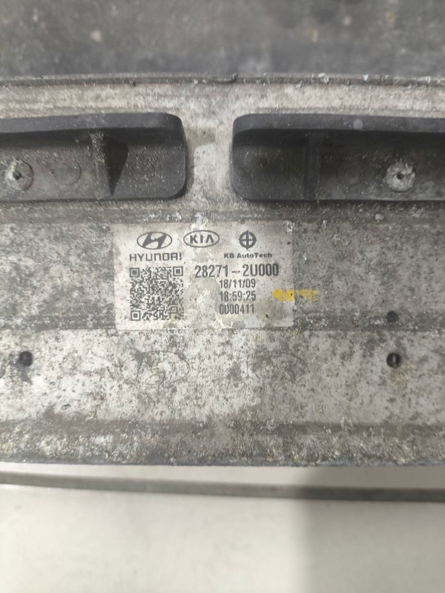 https://ycs.partsauto.market/partsauto-images/thmbs/userImages/a2d258a61cc08549ac0329b7373022c0/part/4c42e895-9ebd-4872-9b78-b222e44fb2e2_1781008647245.jpg