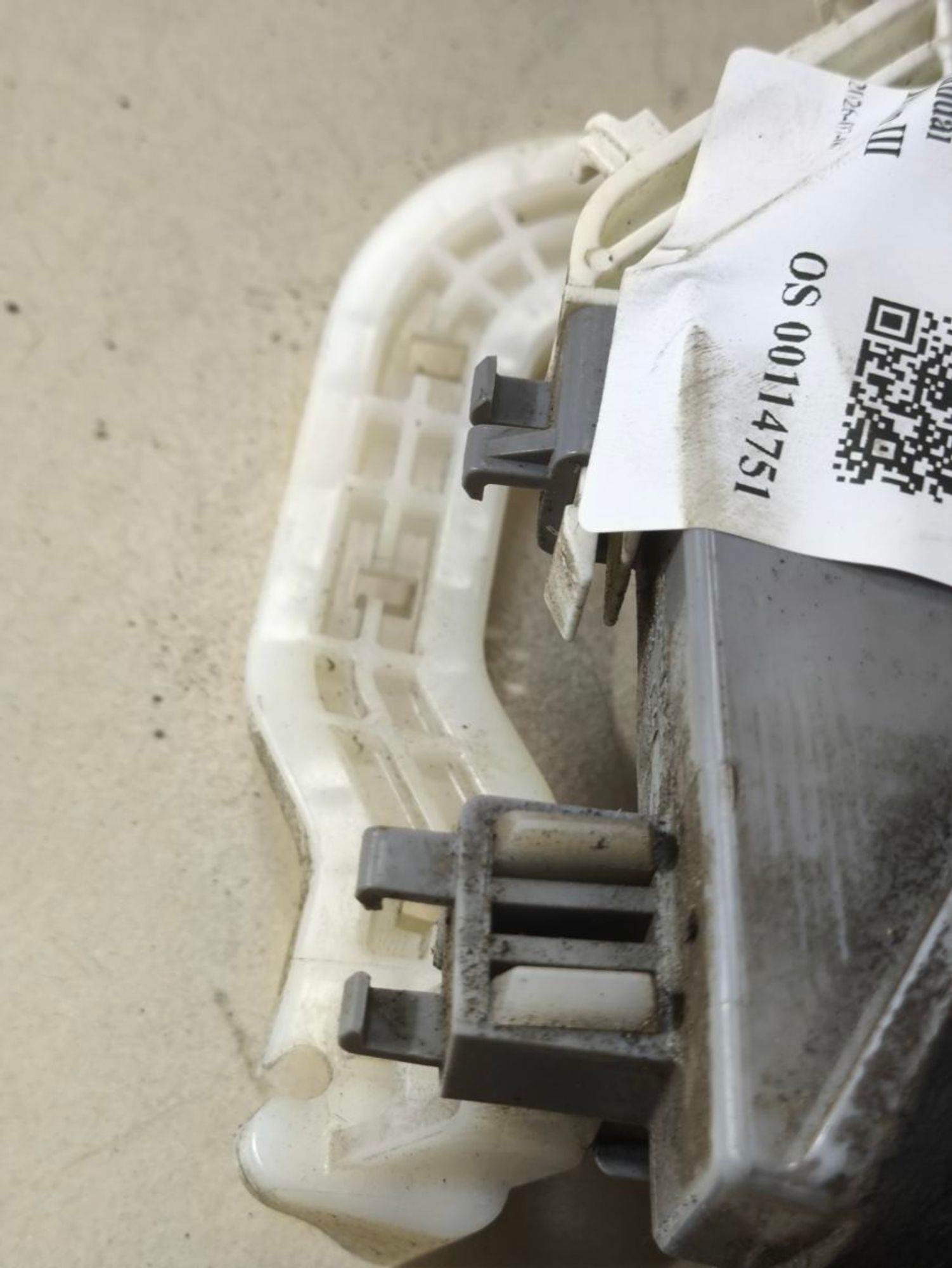 https://ycs.partsauto.market/partsauto-images/thmbs/userImages/a2d258a61cc08549ac0329b7373022c0/part/4c4c4289-9c65-4d39-bcca-64851b4fd4da_1783324756318.jpg
