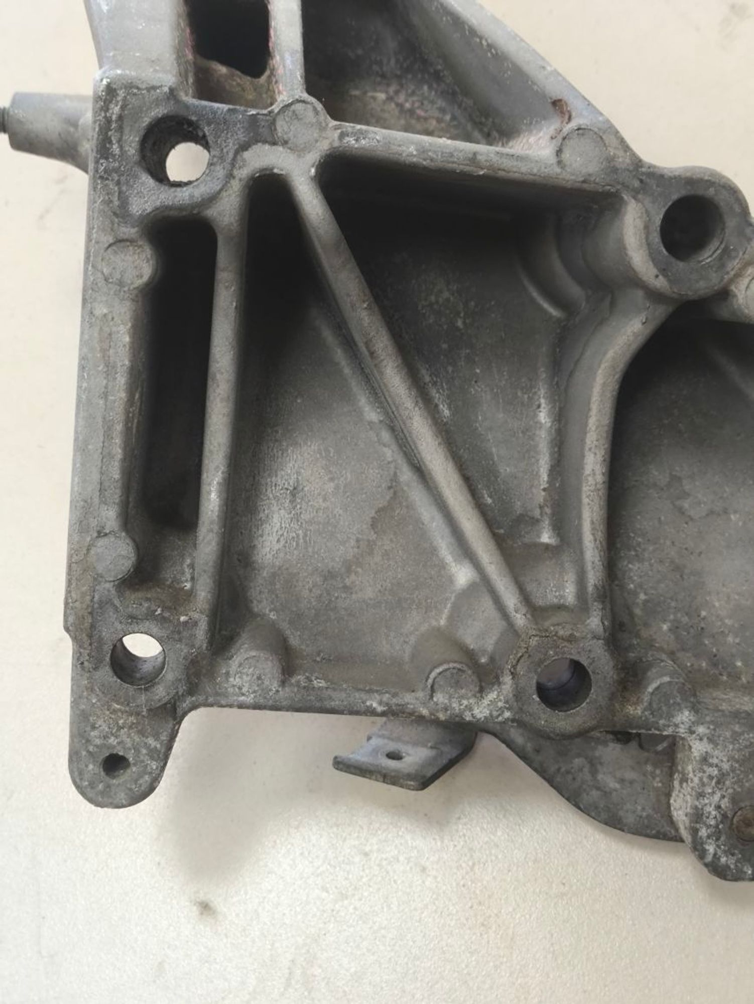 https://ycs.partsauto.market/partsauto-images/thmbs/userImages/a2d258a61cc08549ac0329b7373022c0/part/4c6e2f70-7f58-4dd1-a23b-ee22fe40dc47_1784732156576.jpg