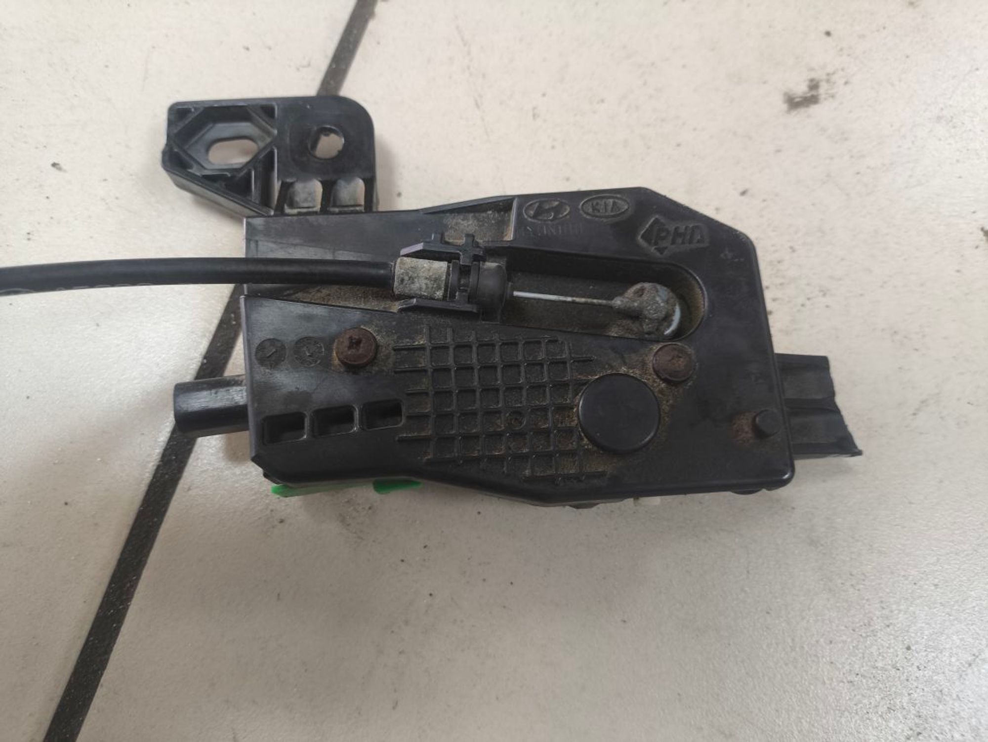 https://ycs.partsauto.market/partsauto-images/thmbs/userImages/a2d258a61cc08549ac0329b7373022c0/part/4d49c1ed-b9d5-4c75-9cba-c8547cb53151_1781693308818.jpg