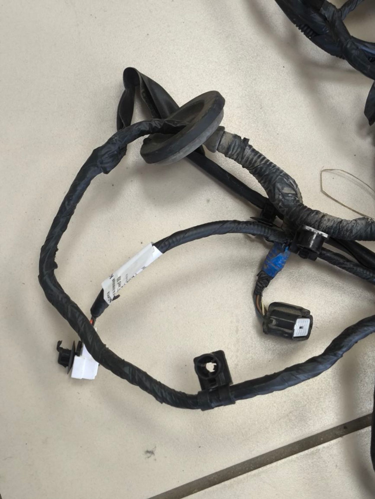 https://ycs.partsauto.market/partsauto-images/thmbs/userImages/a2d258a61cc08549ac0329b7373022c0/part/4de56bbd-8b93-4878-addc-33532b7a7a87_1782296879557.jpg