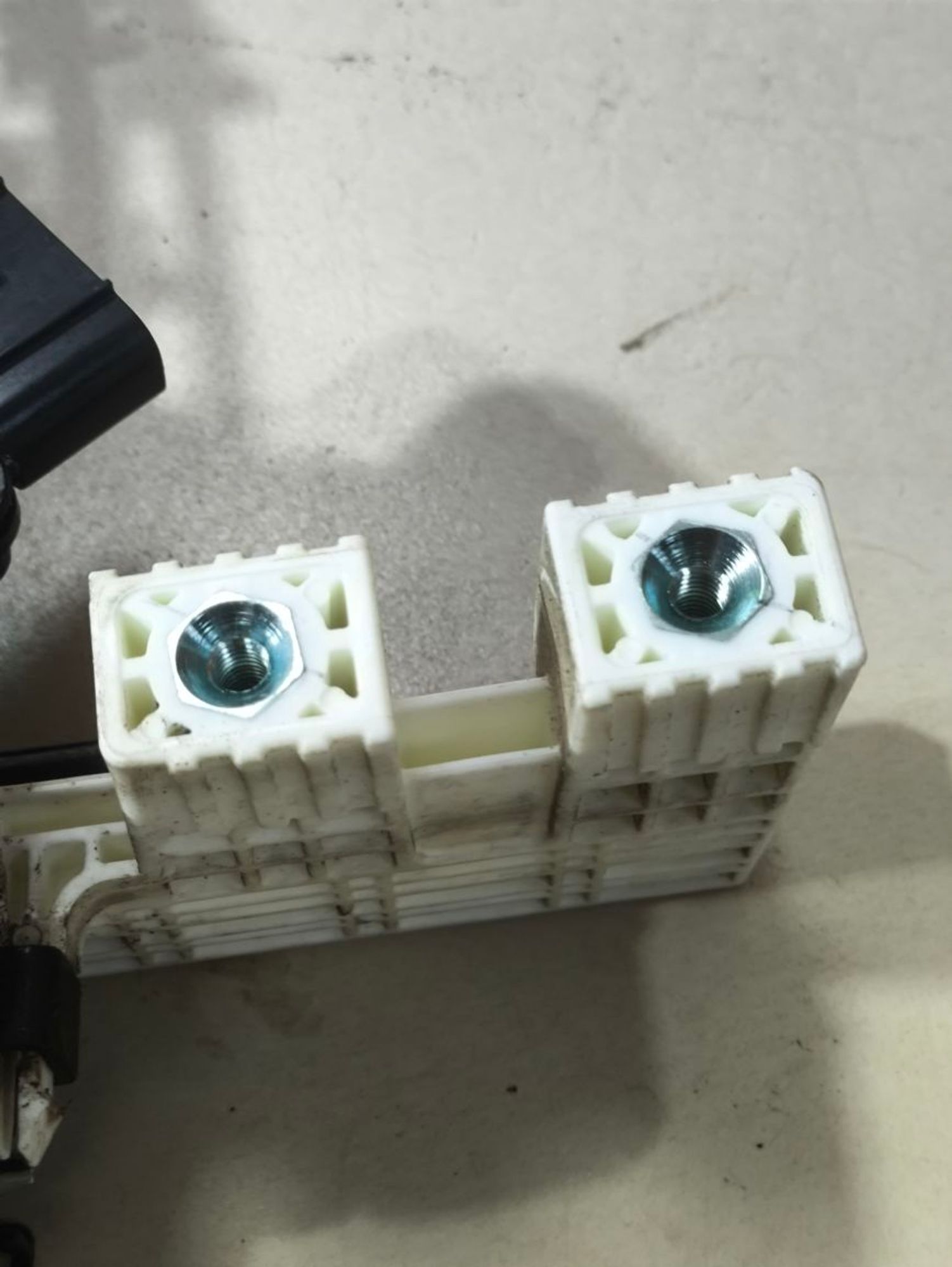 https://ycs.partsauto.market/partsauto-images/thmbs/userImages/a2d258a61cc08549ac0329b7373022c0/part/50440e77-724d-4243-8740-fc756d30aa7a_1783324753923.jpg