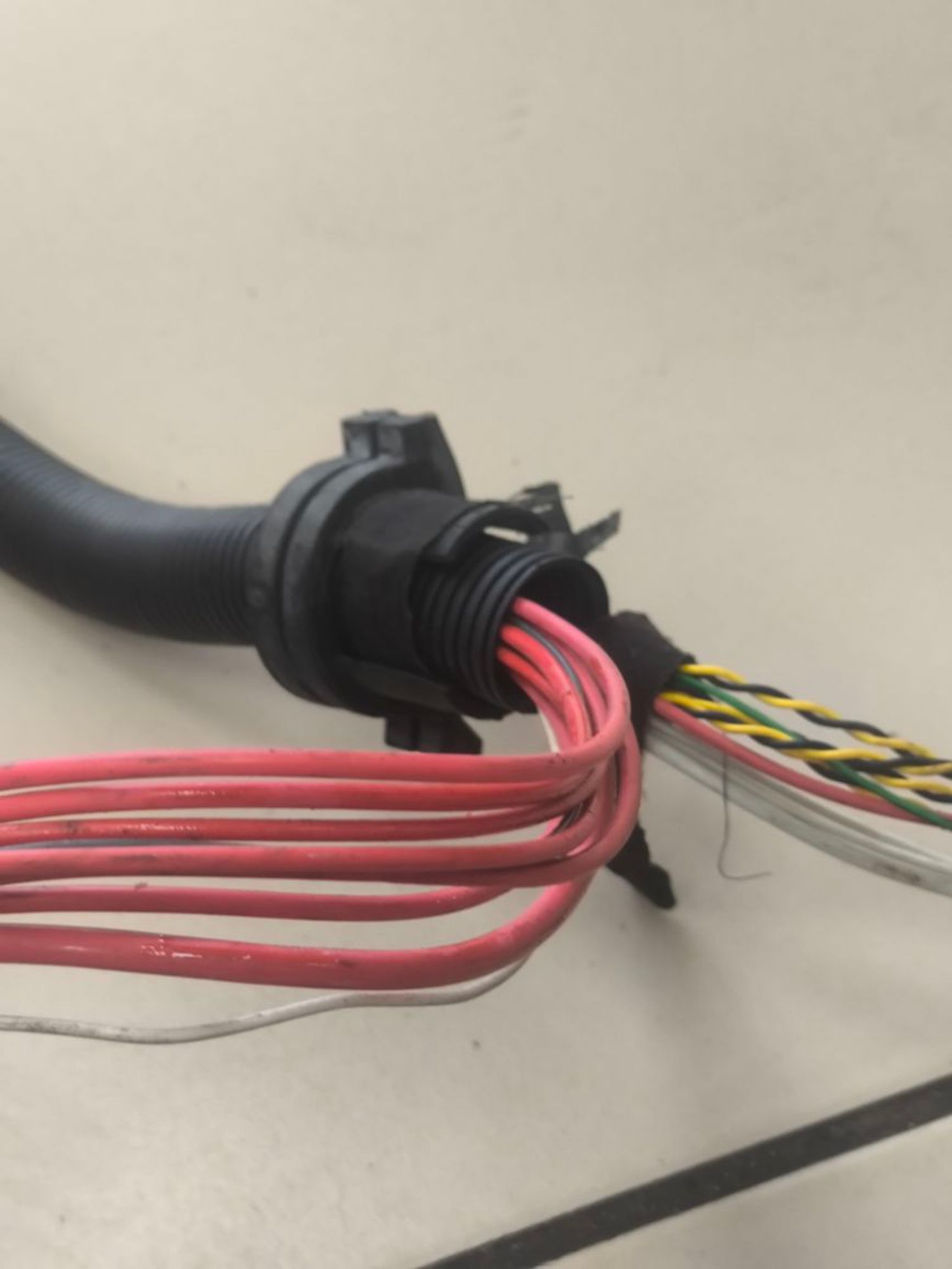 https://ycs.partsauto.market/partsauto-images/thmbs/userImages/a2d258a61cc08549ac0329b7373022c0/part/50cce0a6-0e86-4816-8e11-2d7295ae5f94_1786085343578.jpg
