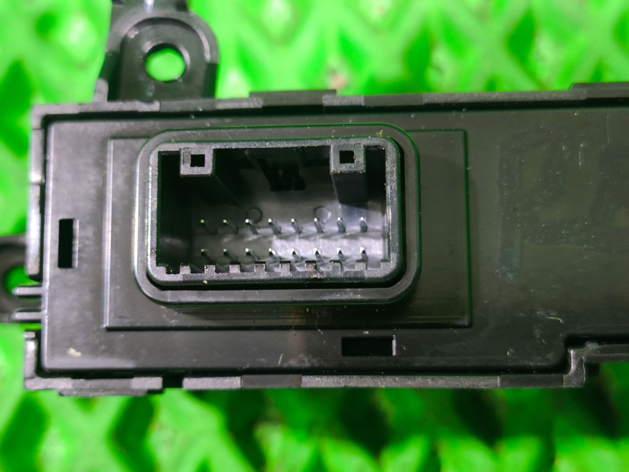 https://ycs.partsauto.market/partsauto-images/thmbs/userImages/a2d258a61cc08549ac0329b7373022c0/part/527bd949-9343-4ed7-9773-b173c8ff16a6_1776090081535.jpg