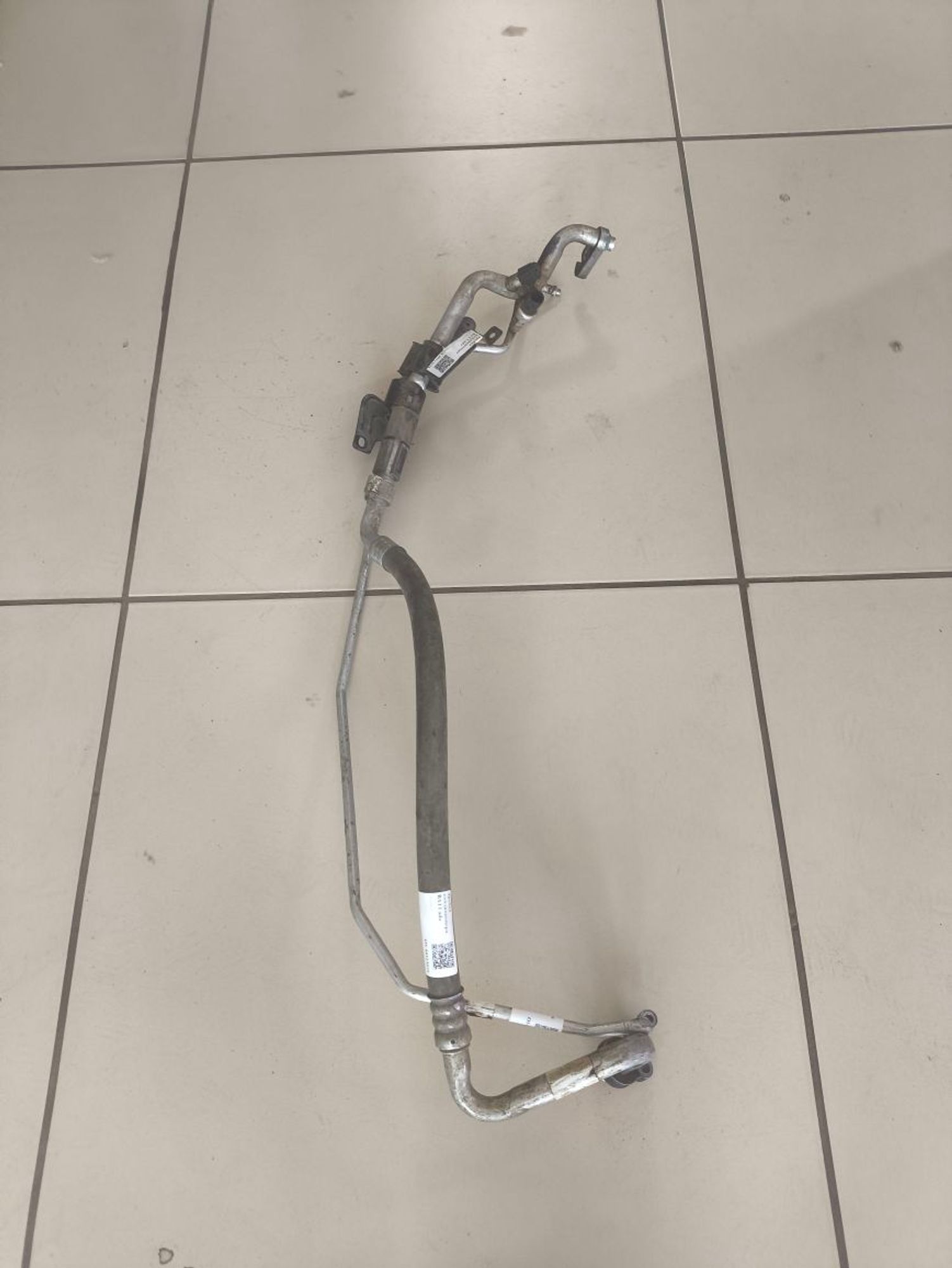 https://ycs.partsauto.market/partsauto-images/thmbs/userImages/a2d258a61cc08549ac0329b7373022c0/part/52f5780e-182d-48eb-8ae5-260dbfaf257a_1781247493766.jpg