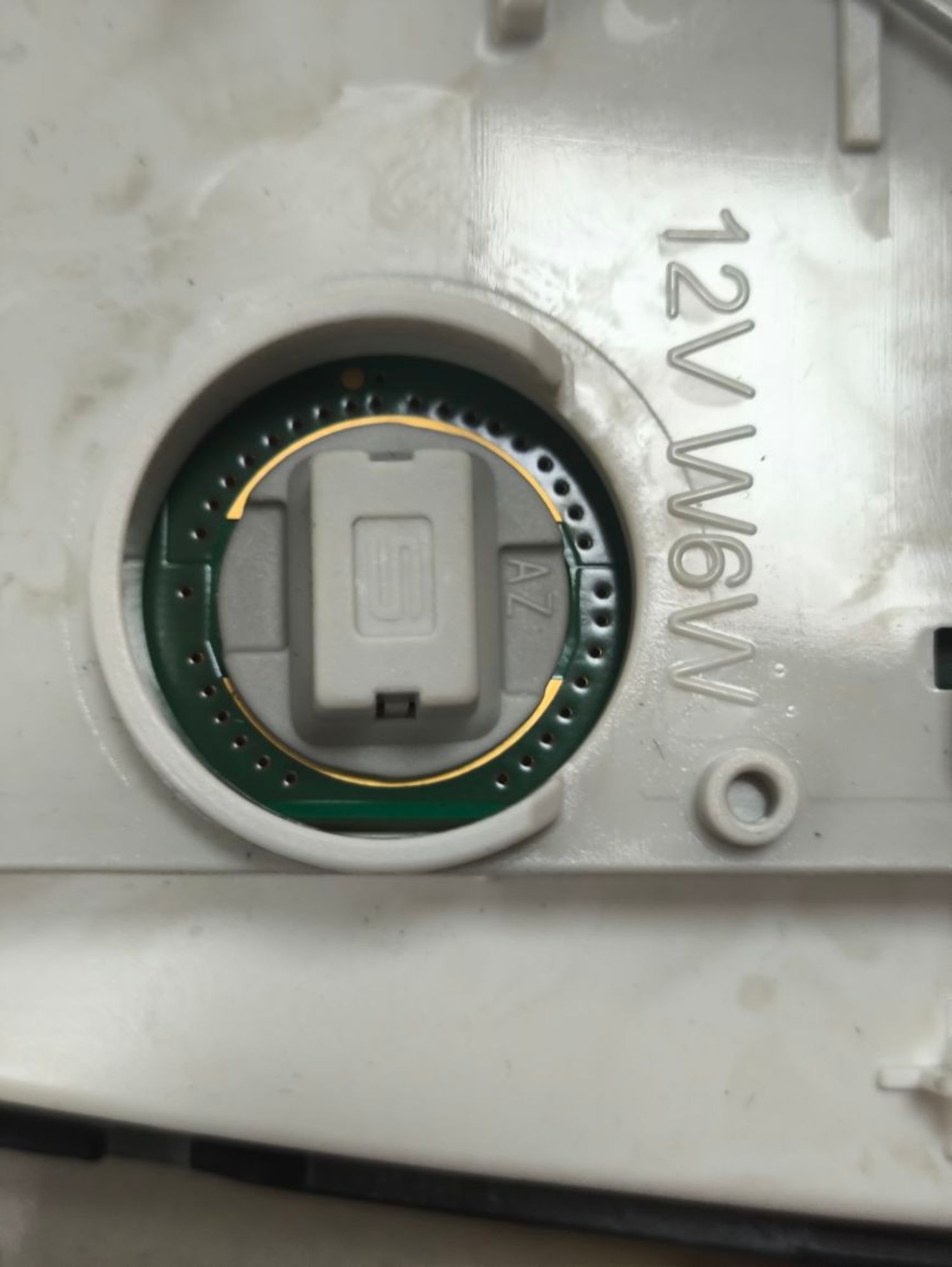 https://ycs.partsauto.market/partsauto-images/thmbs/userImages/a2d258a61cc08549ac0329b7373022c0/part/53ca1da4-3524-4331-ac26-fe4853eb38ee_1783421057495.jpg