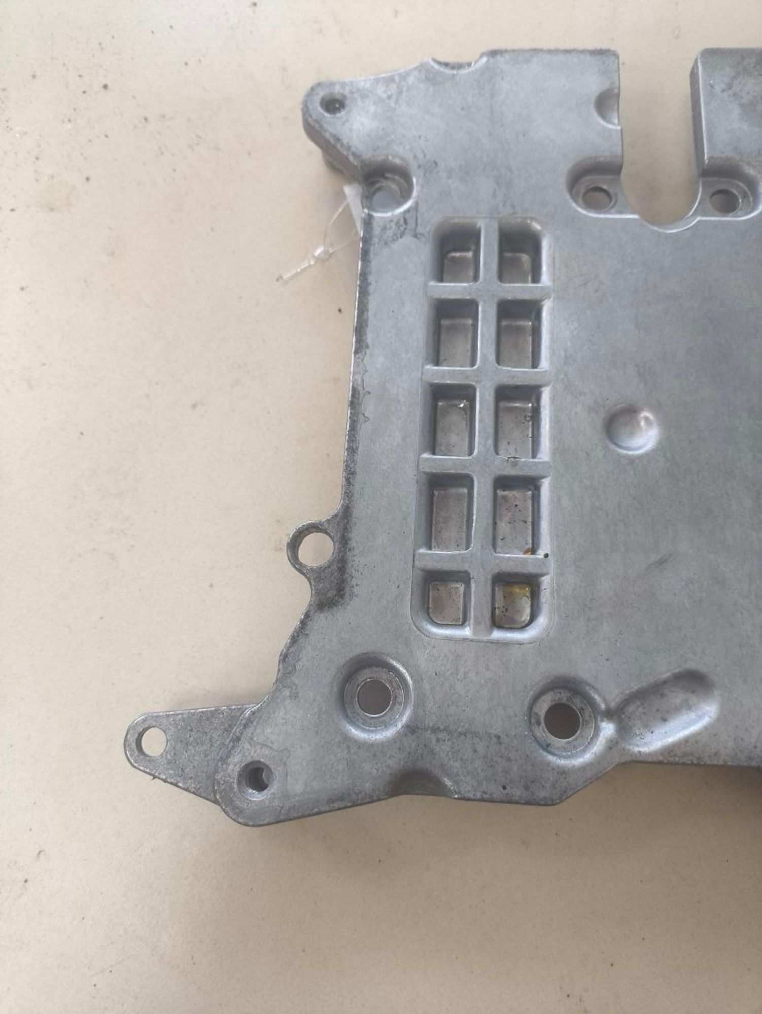 https://ycs.partsauto.market/partsauto-images/thmbs/userImages/a2d258a61cc08549ac0329b7373022c0/part/547ebe30-0b69-4f0e-aea5-a1a6f85cd4e5_1786021964892.jpg