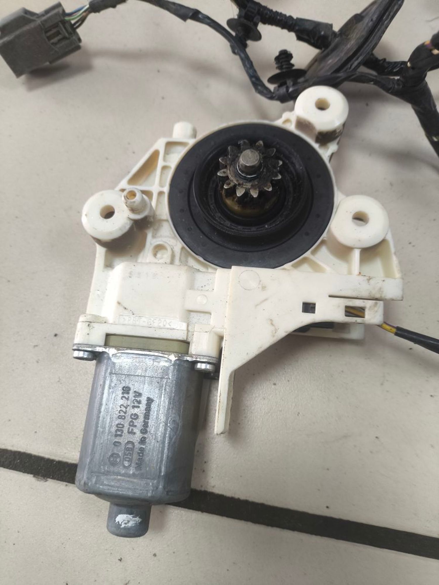 https://ycs.partsauto.market/partsauto-images/thmbs/userImages/a2d258a61cc08549ac0329b7373022c0/part/54b2ccba-9479-44b9-a6da-4abb55932655_1781683314564.jpg