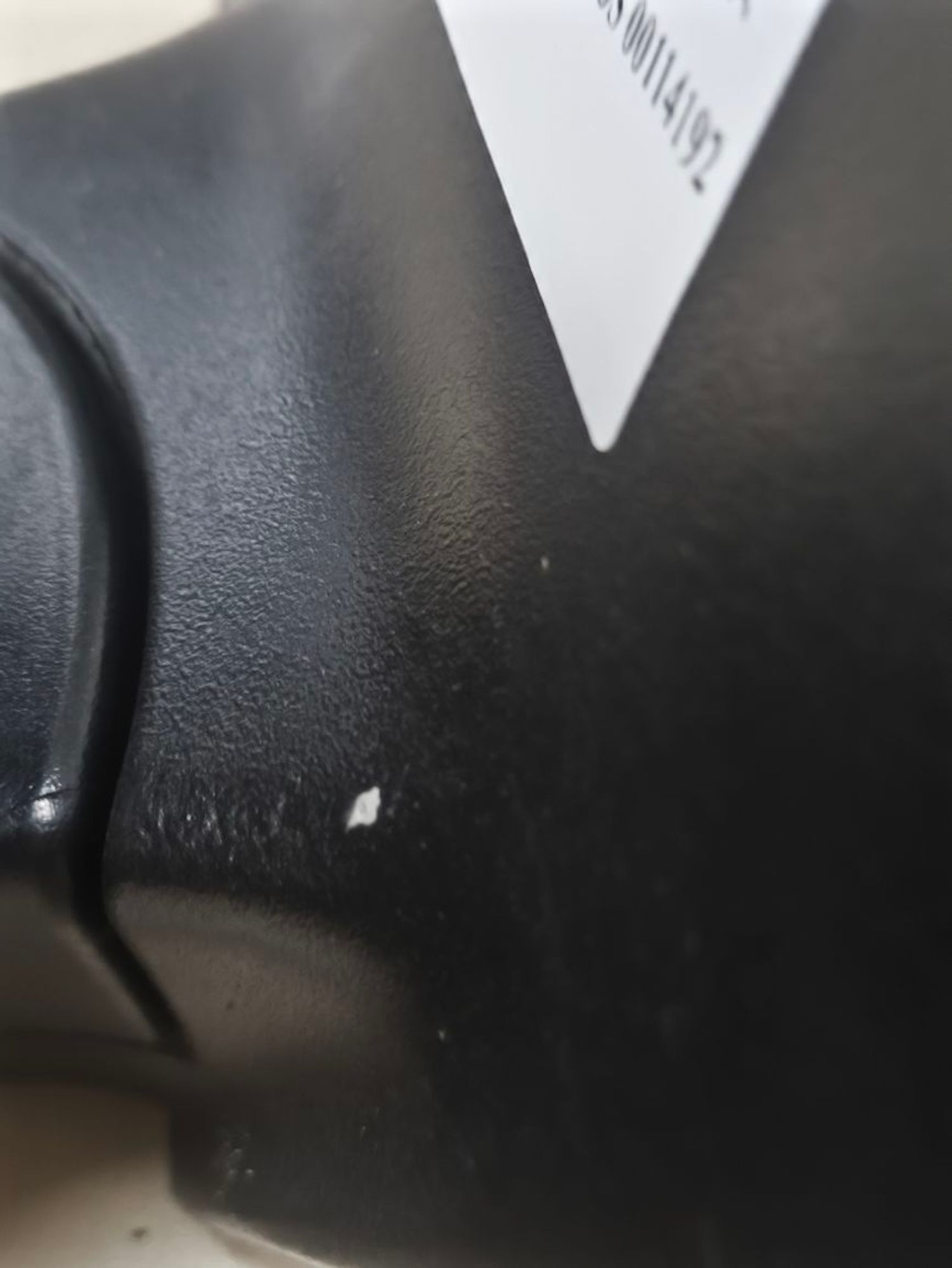 https://ycs.partsauto.market/partsauto-images/thmbs/userImages/a2d258a61cc08549ac0329b7373022c0/part/54e32346-1447-4548-b698-f2526b6330d6_1781783065306.jpg