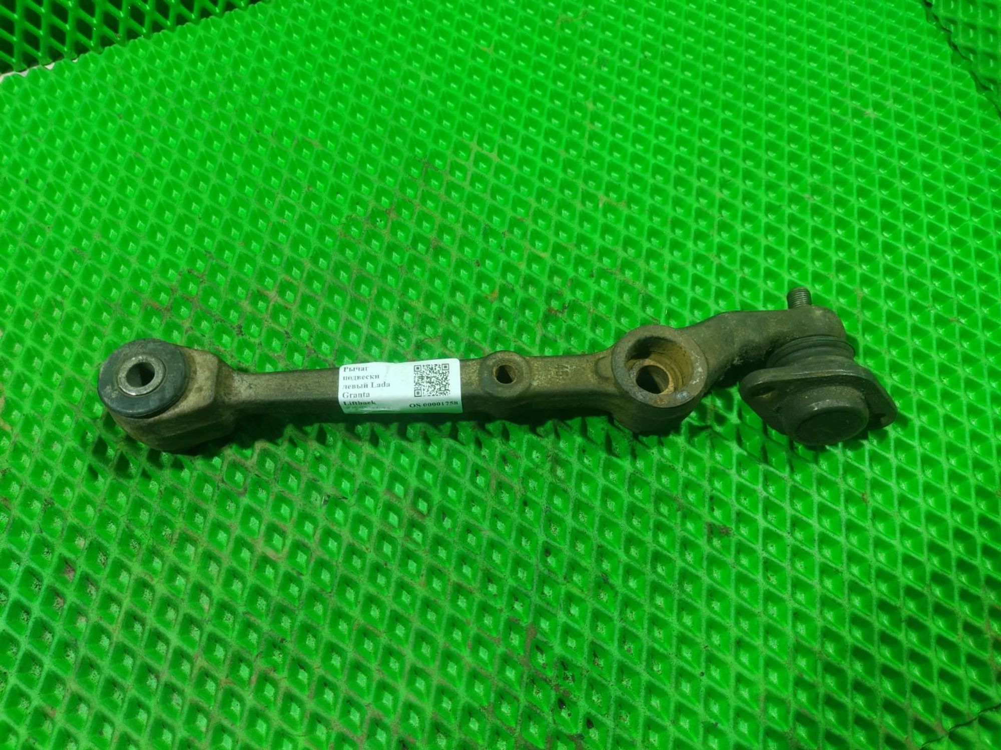 Рычаг подвески левый Lada Granta Liftback, 700 рублей, Тамбов