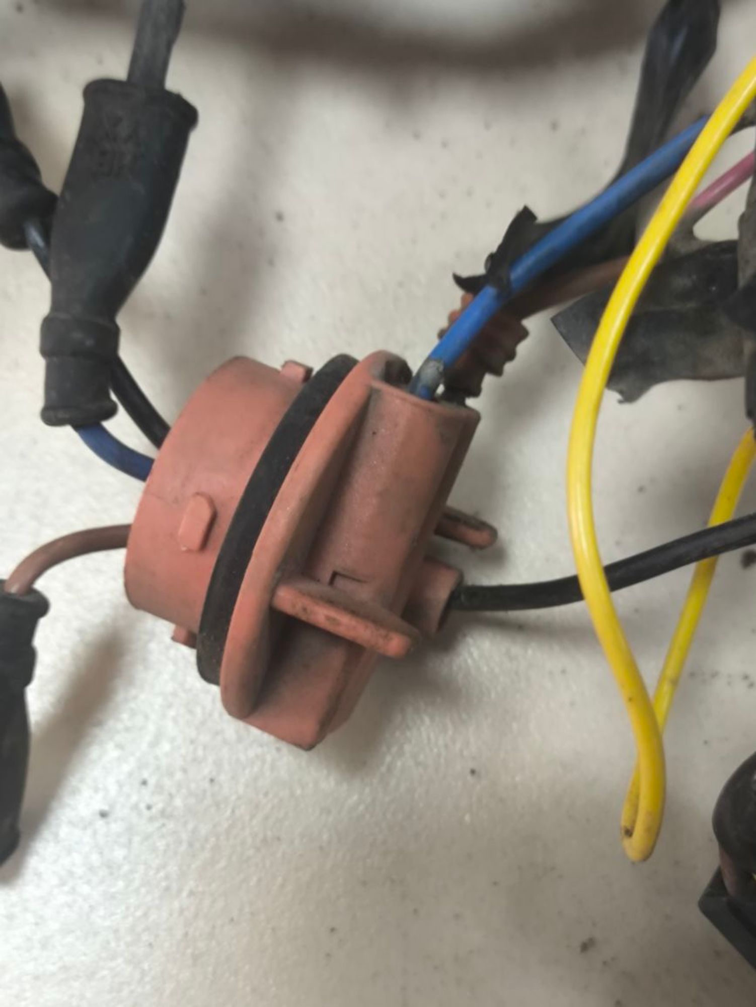 https://ycs.partsauto.market/partsauto-images/thmbs/userImages/a2d258a61cc08549ac0329b7373022c0/part/56535855-3025-4f66-98f2-d128d9d052a5_1781680807401.jpg