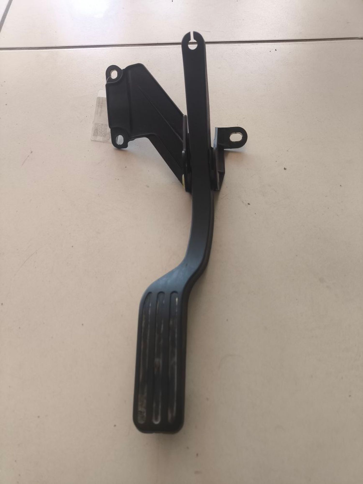 https://ycs.partsauto.market/partsauto-images/thmbs/userImages/a2d258a61cc08549ac0329b7373022c0/part/573ba29b-2d6f-479a-865b-780719460da7_1787122935791.jpg