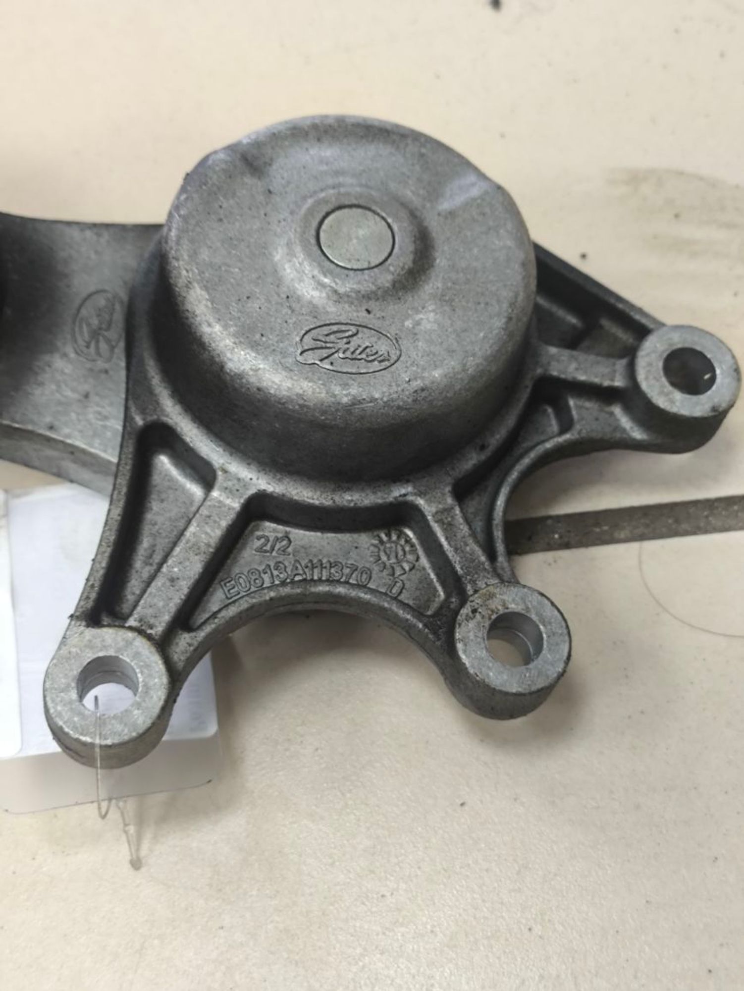 https://ycs.partsauto.market/partsauto-images/thmbs/userImages/a2d258a61cc08549ac0329b7373022c0/part/5990e1b1-5971-424e-aced-5f8029c9f795_1785941302829.jpg
