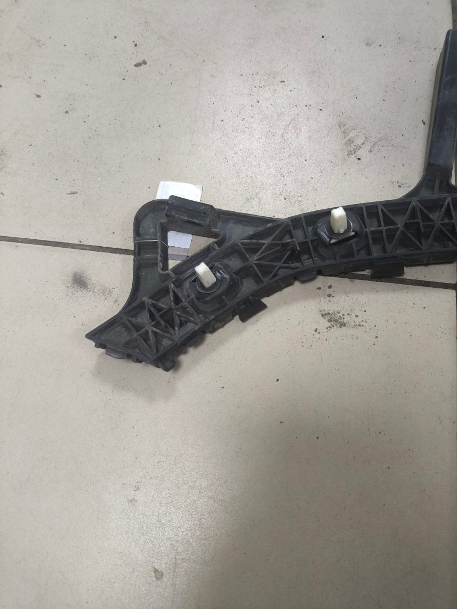 https://ycs.partsauto.market/partsauto-images/thmbs/userImages/a2d258a61cc08549ac0329b7373022c0/part/59e51899-1b49-4e01-b414-9eaca0366c08_1787215519849.jpg