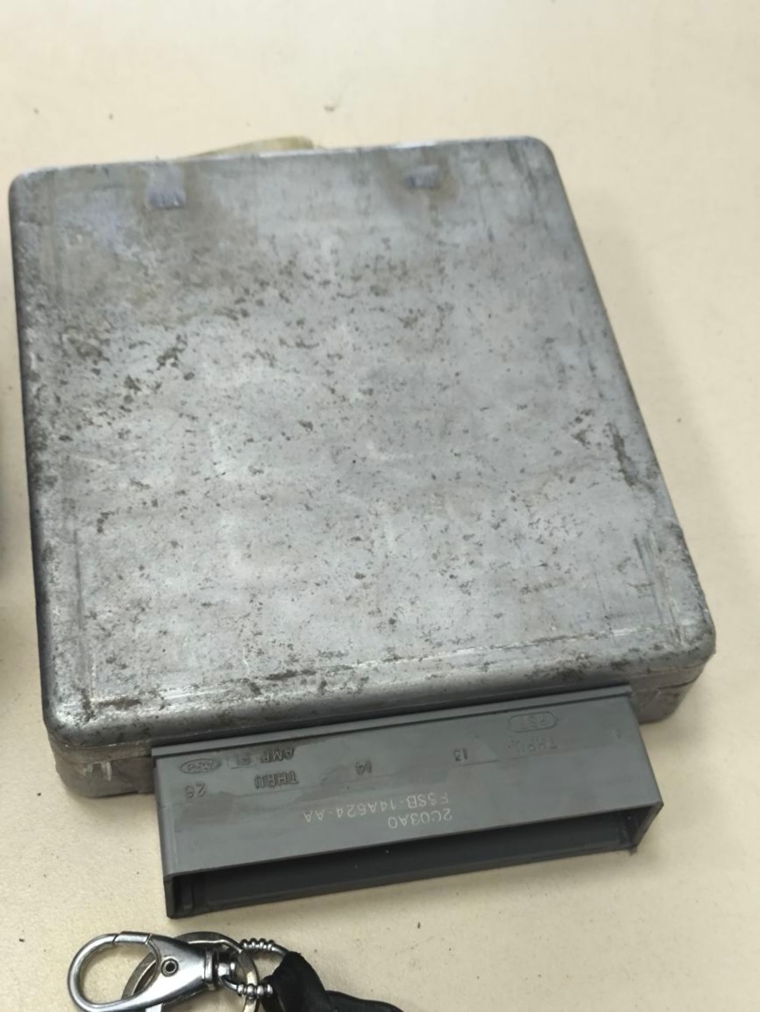 https://ycs.partsauto.market/partsauto-images/thmbs/userImages/a2d258a61cc08549ac0329b7373022c0/part/5b9cdab2-0357-407c-a157-bc51f571389b_1787057565046.jpg
